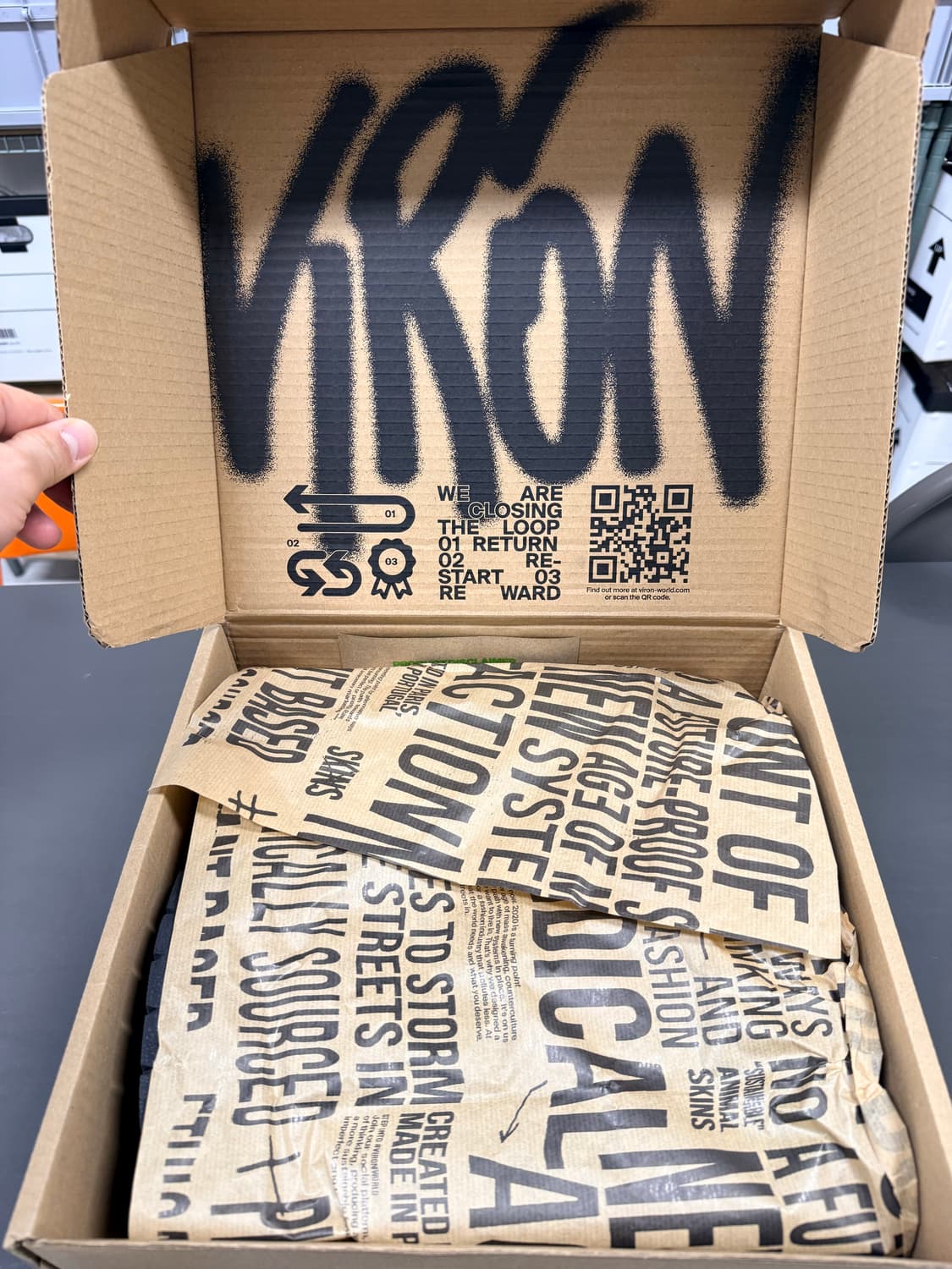 비론 1992Z 애플스킨 (VIRÓN 1992Z Appleskin™ Bl 상품이미지4