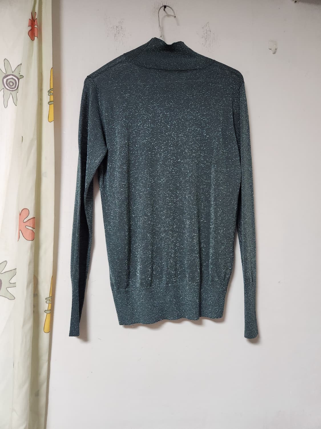 브룬즈바자르 반목 폴라 글리터 니트 긴팔티55 상품이미지2