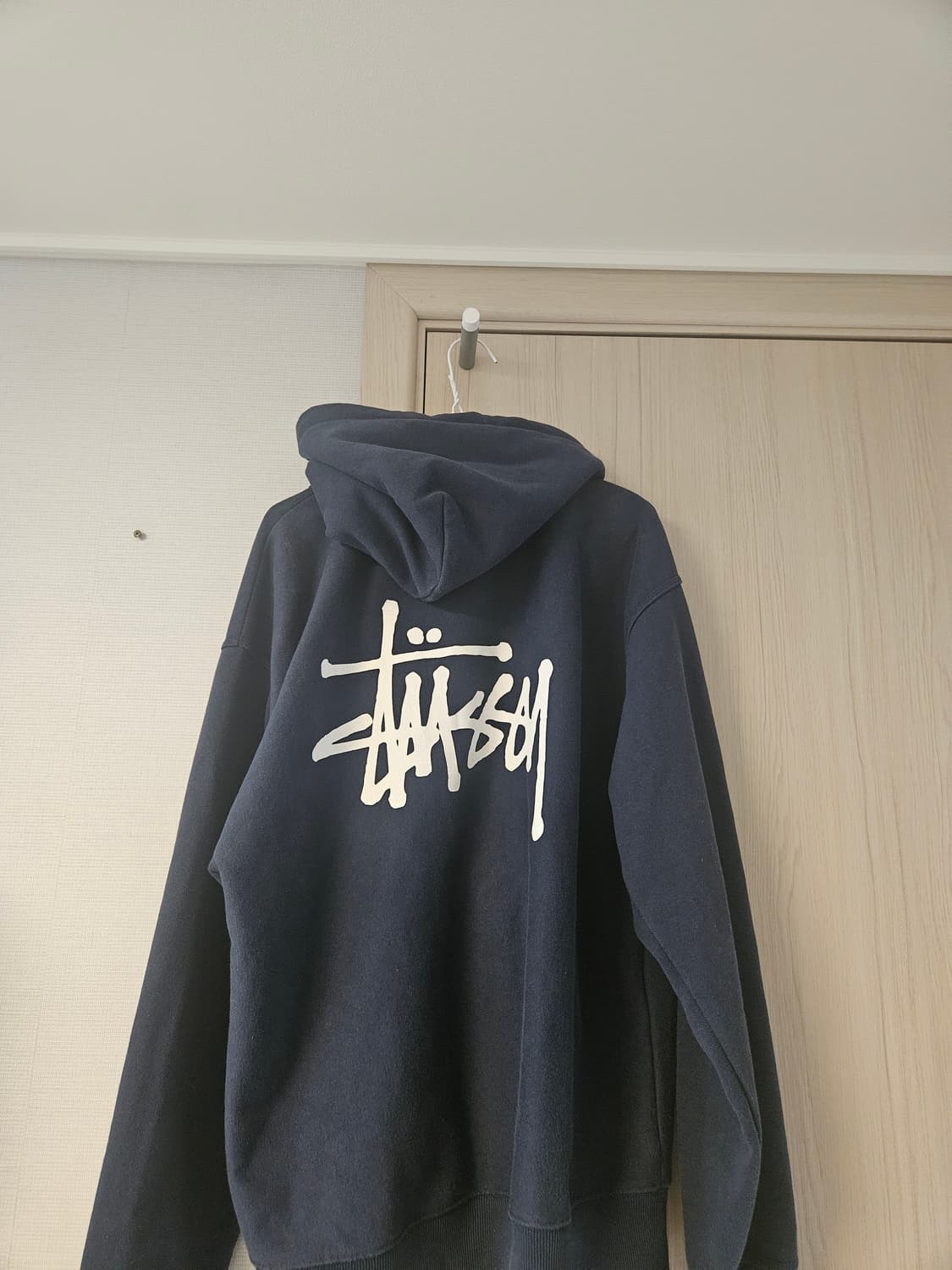 스투시 네이비 후드집업 상품이미지2
