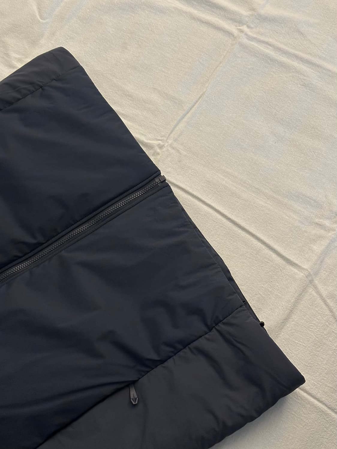 25FW 아크테릭스 아톰 SV 블랙 사파이어(Medium) 상품이미지5