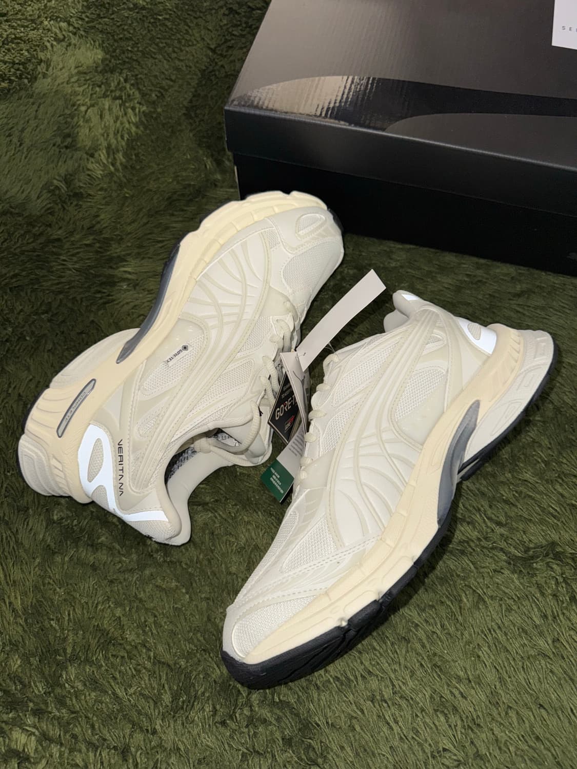 [280] 푸마 베리타나 고어텍스 세일 리플렉티브 오프화이트 상품이미지5