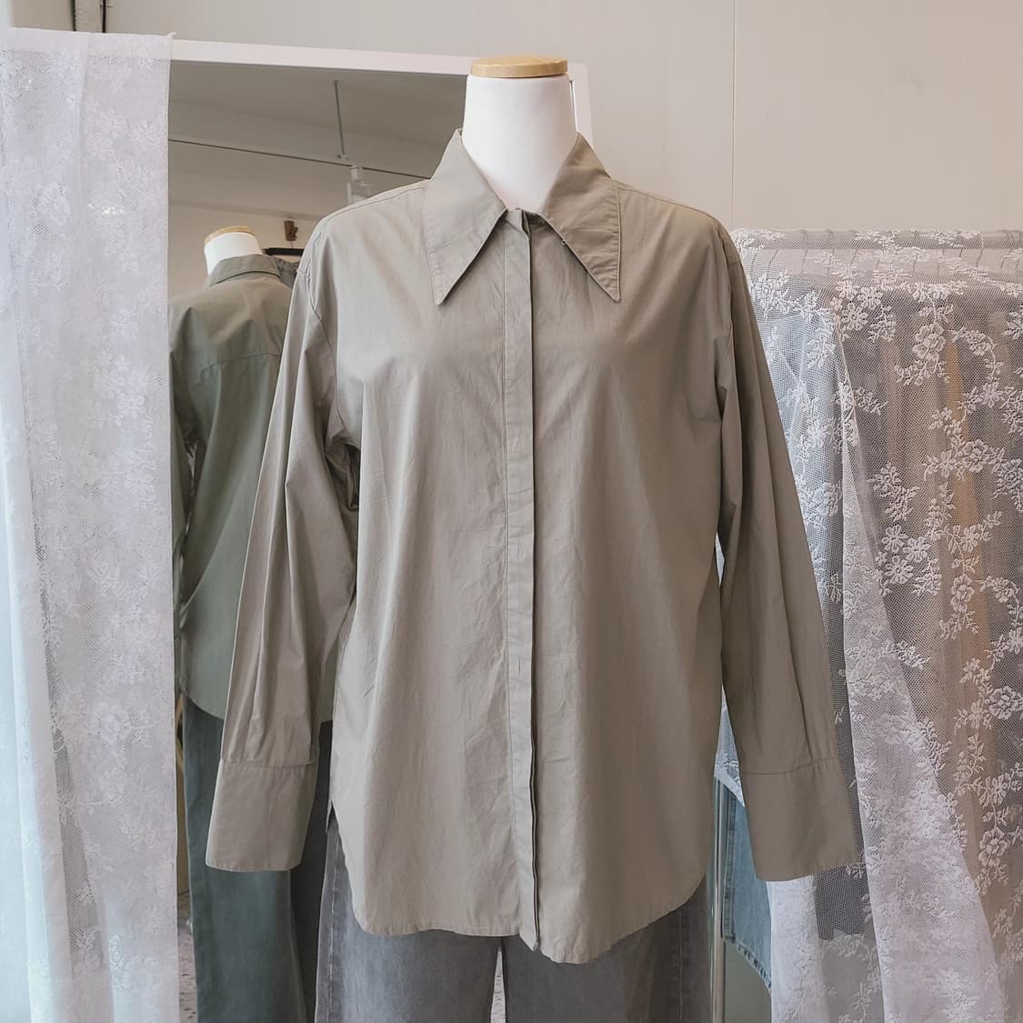 The shop tk 카키그레이 셔츠 상품이미지9