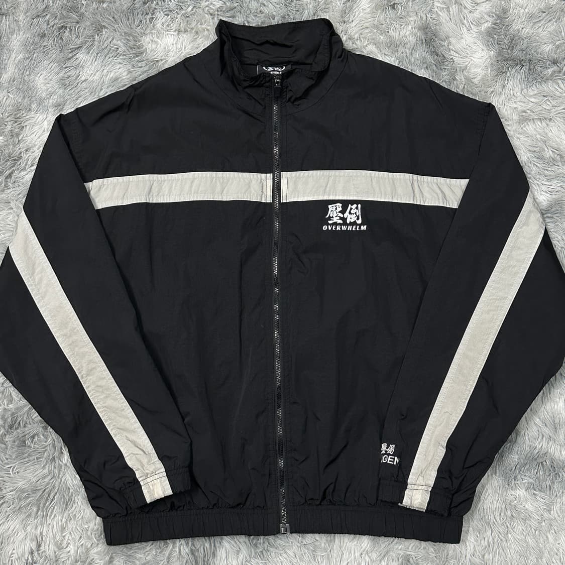 압도 002 바람막이 L 상품이미지1