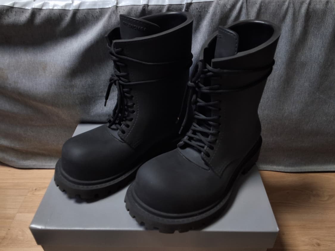 [새상품급] 발렌시아가 스테로이드 부츠 42 상품이미지1