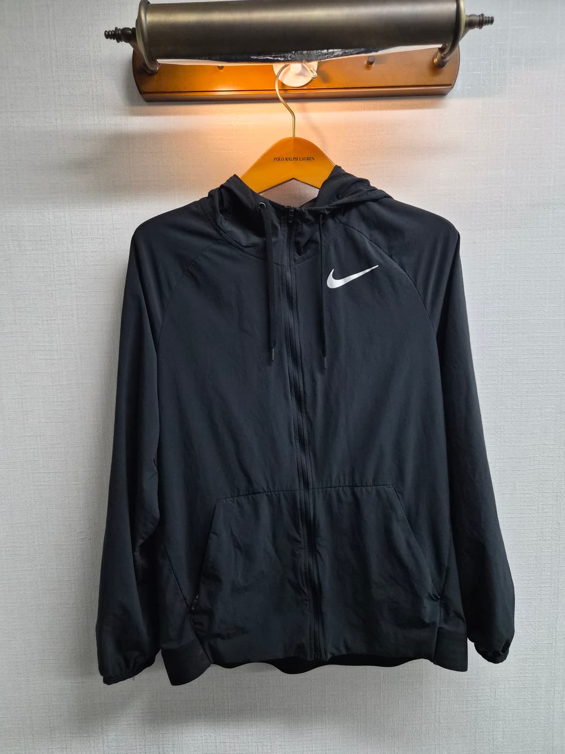 M/95) 나이키 프로 경량 바람막이 팝니다 상품이미지1