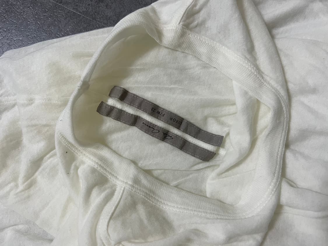 릭오웬스 Rickowens LUXOR FW23 롱슬리브 화이트 M 상품이미지3