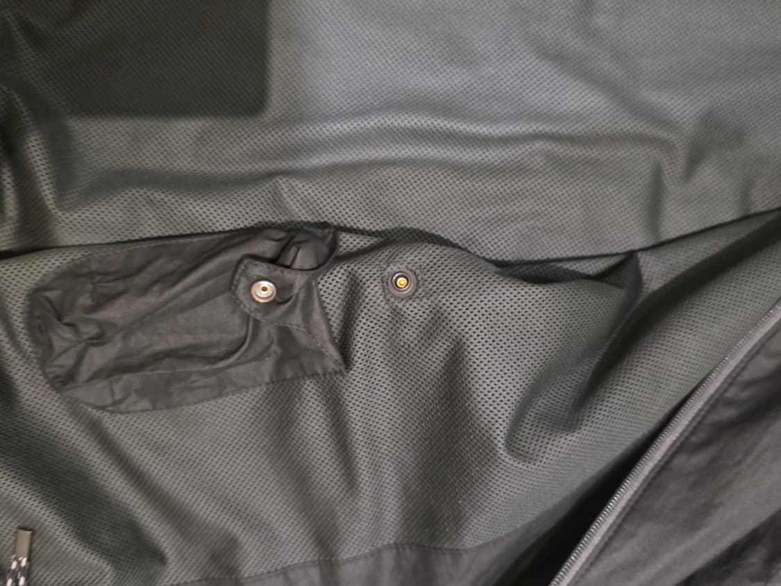 휴고보스 피쉬테일 실루엣 밀리터리 자켓 상품이미지3