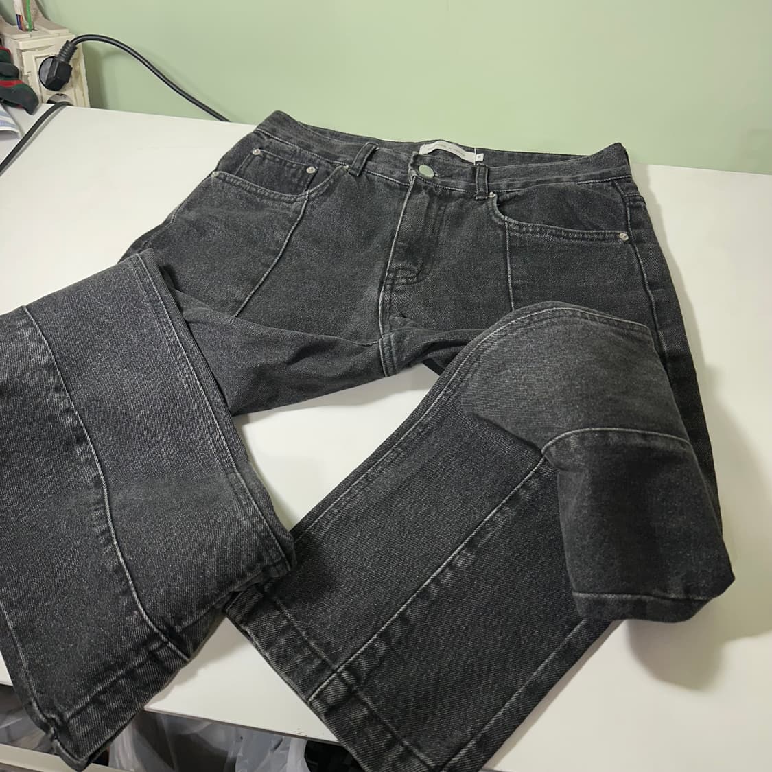 S-M 30 커스텀어클락 빈티지블랙워시드 레귤러핏 데님팬츠 상품이미지3