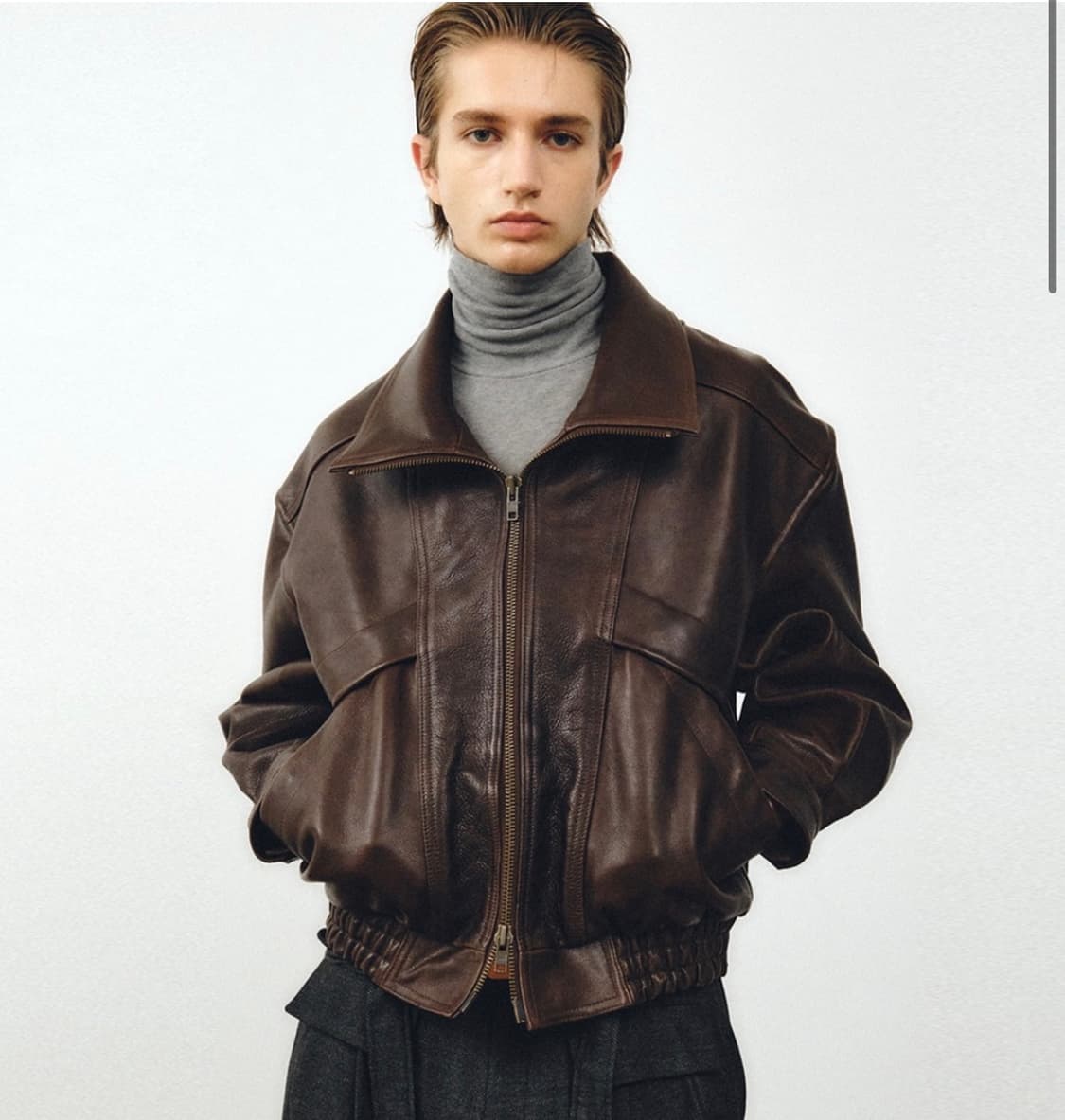 노이어 카우 레더 하이넥 블루종 상품이미지1