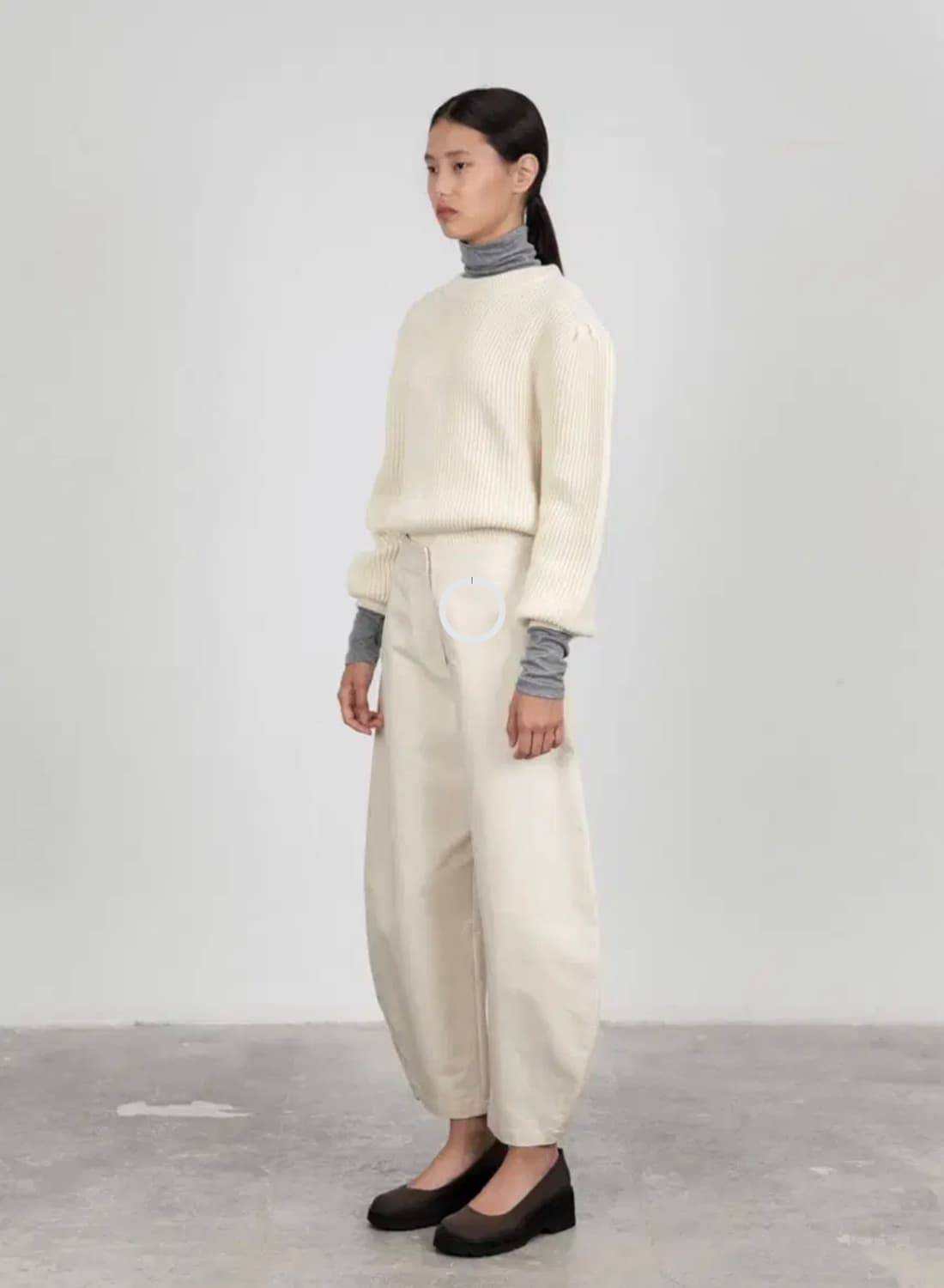 아모멘토amomento 하프넥니트 에크루 상품이미지4