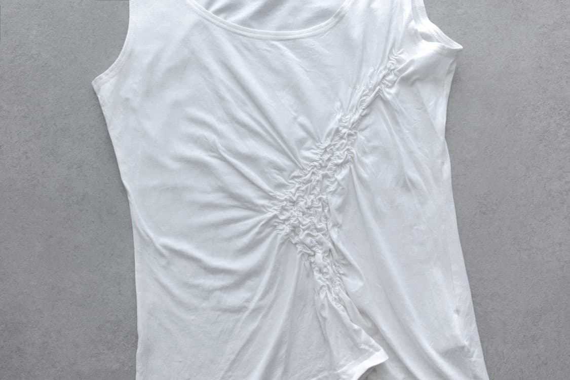 yoshie inaba) smoke shirring sleeveless 상품이미지2