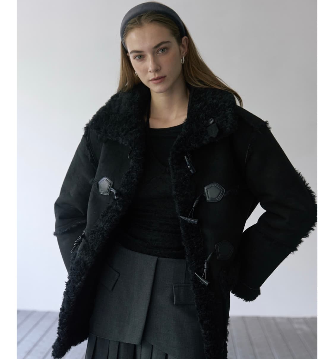 스르비 리버시블 무스탕 상품이미지2