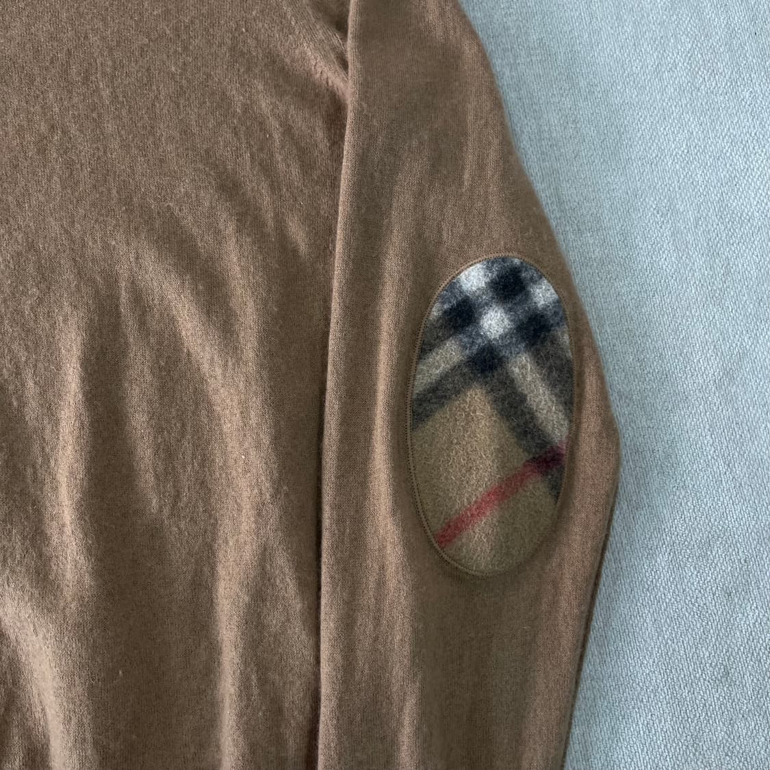 95 버버리 엘보우 패치 캐시미어 반집업 니트 상품이미지3