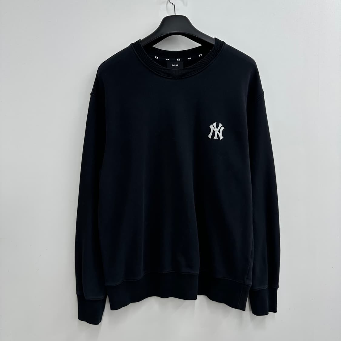 100 MLB 남자 루즈핏 맨투맨 상품이미지1