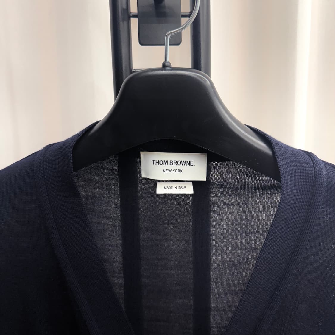 [4] 톰브라운 메리노 울 가디건 네이비 상품이미지3