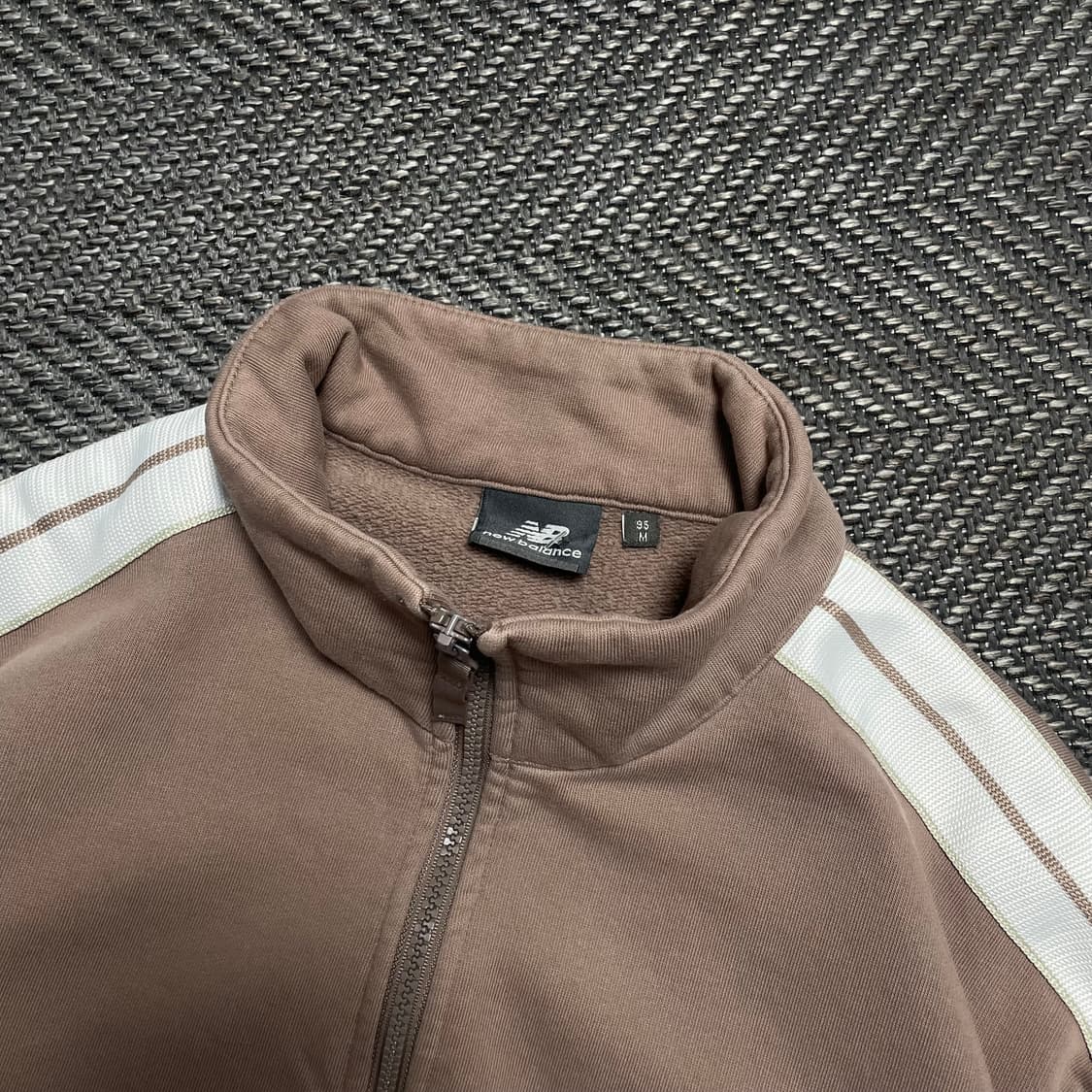 뉴발란스 사이드 라인 기모 트랙 자켓 브라운o 5311 상품이미지5
