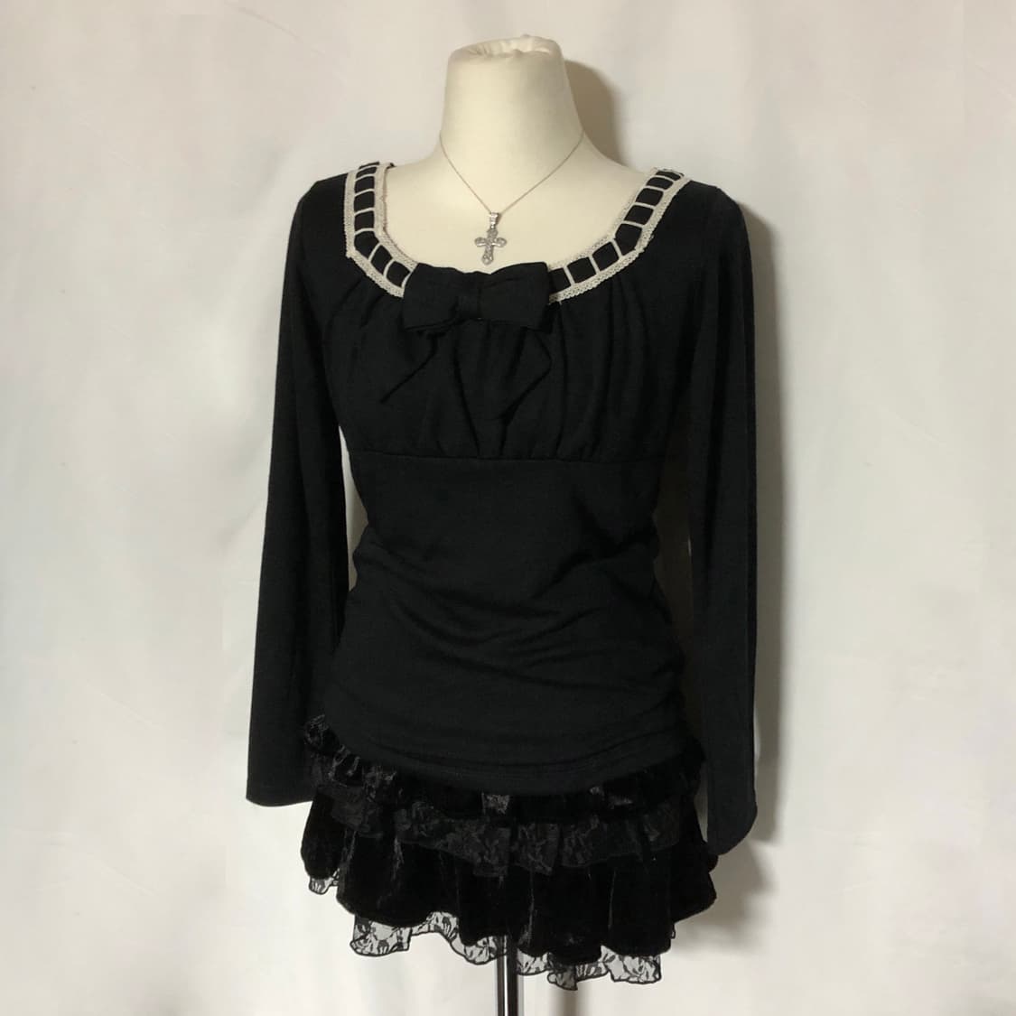 리본 레이스 탑 블랙 상품이미지5