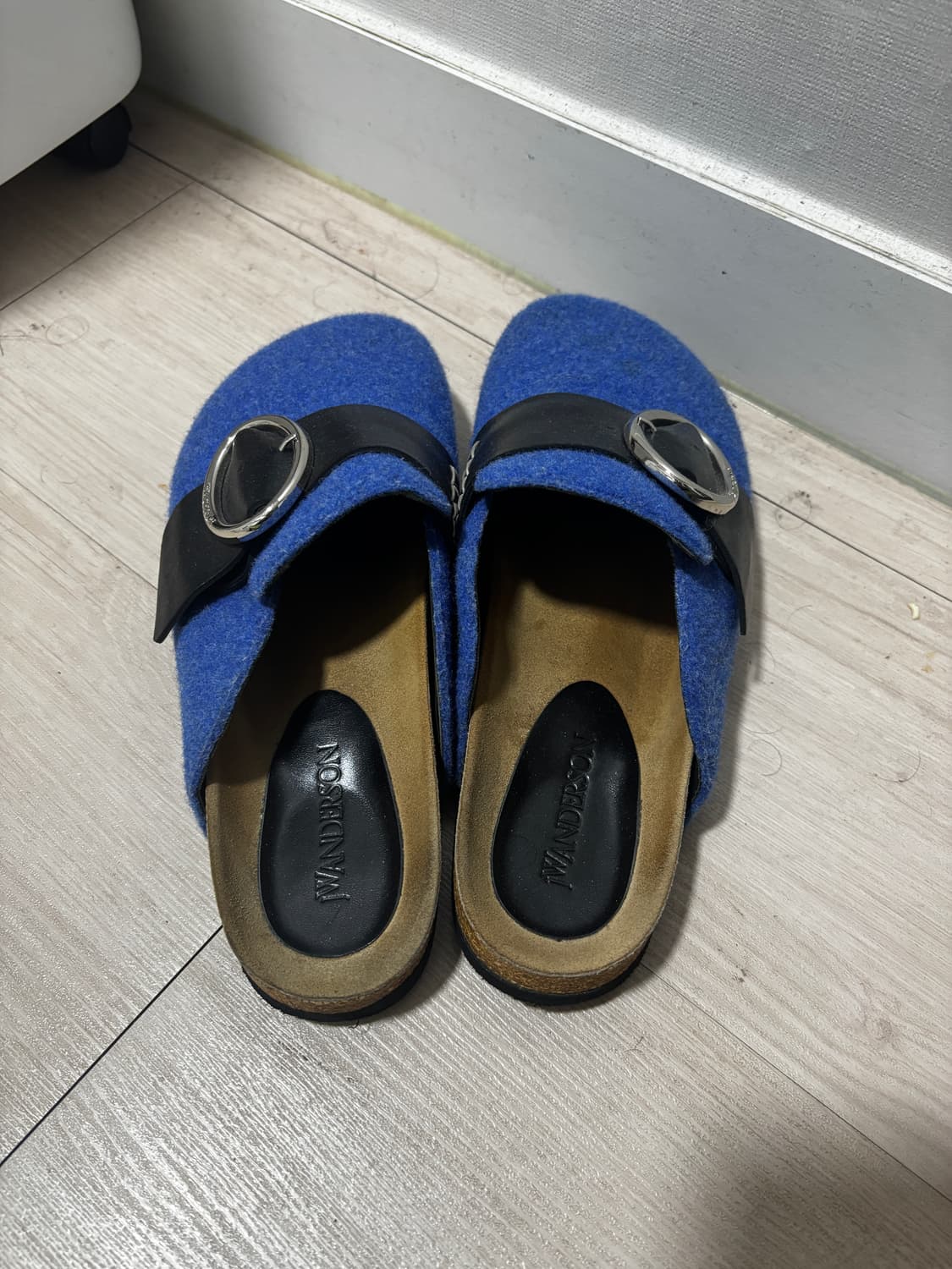 JW앤더슨 플랫뮬 250 상품이미지2