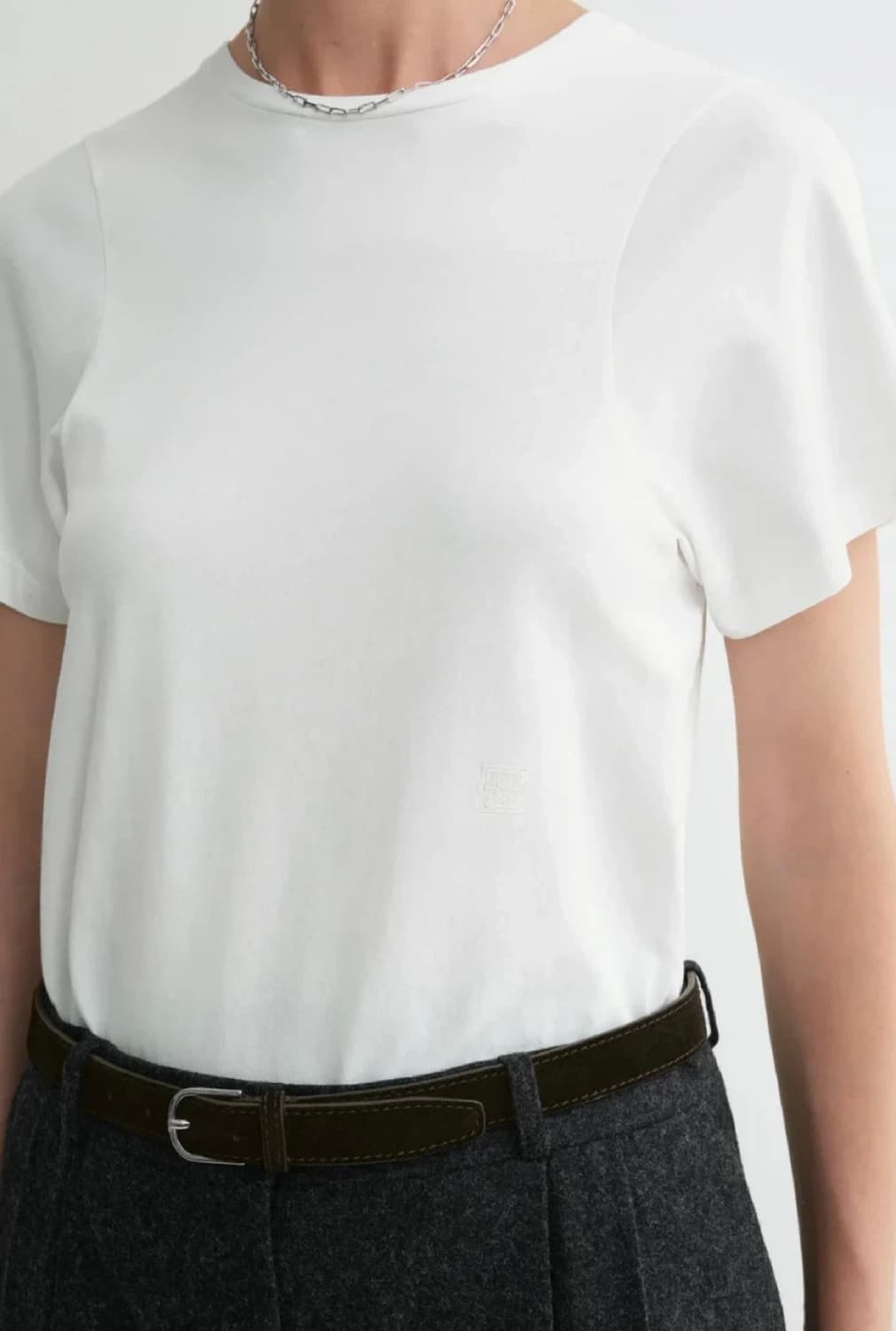 (새상품) toteme 토템 여성 반팔 티셔츠 상품이미지2