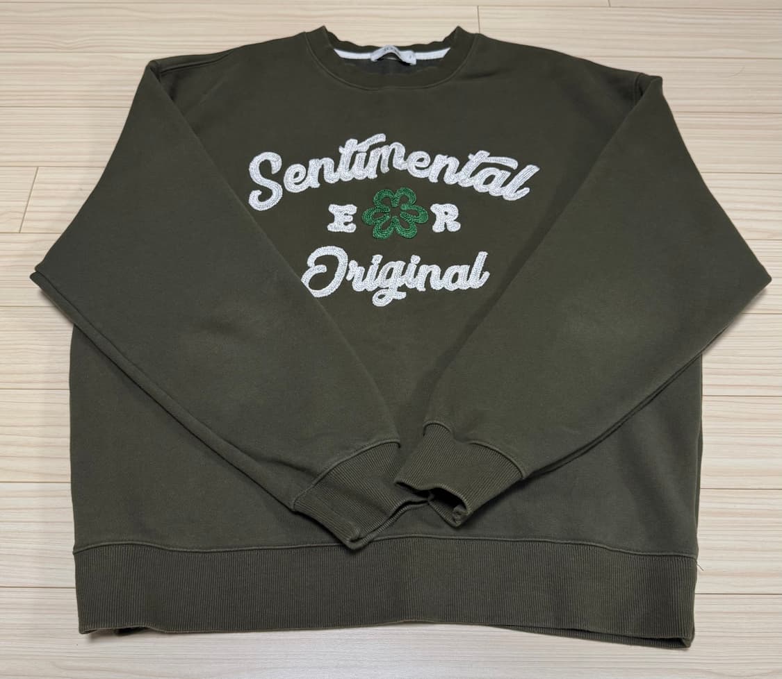 이코르 클로버 자수 스웨트셔츠 2사이즈 상품이미지1