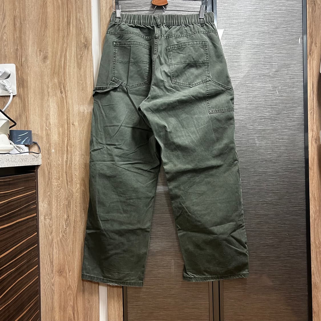 디미트리블랙 올리브 더블니 카펜터 팬츠 2 상품이미지2