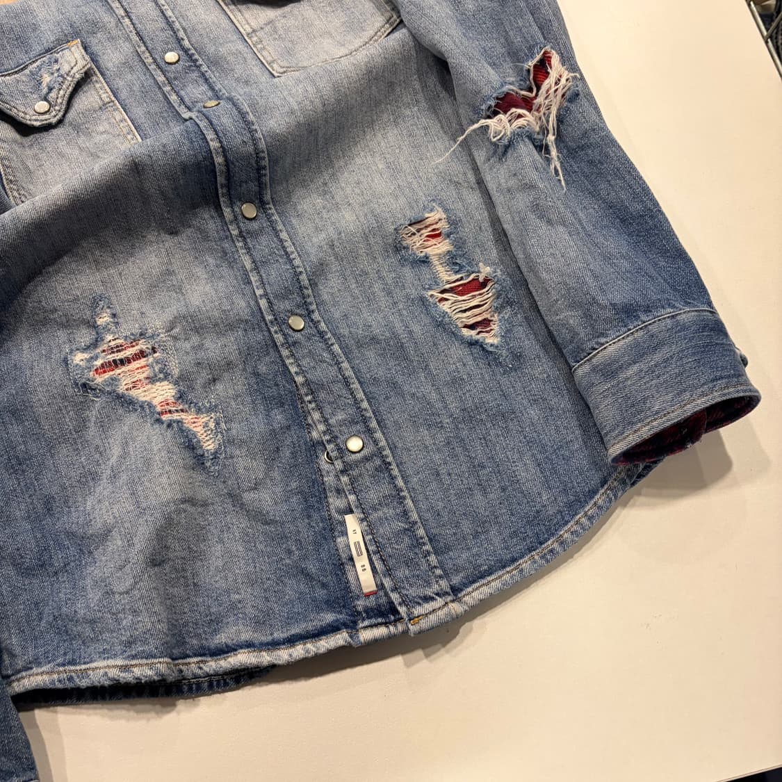 [M] 타미힐피거 데님 데미지 워싱 셔츠 D745 상품이미지6