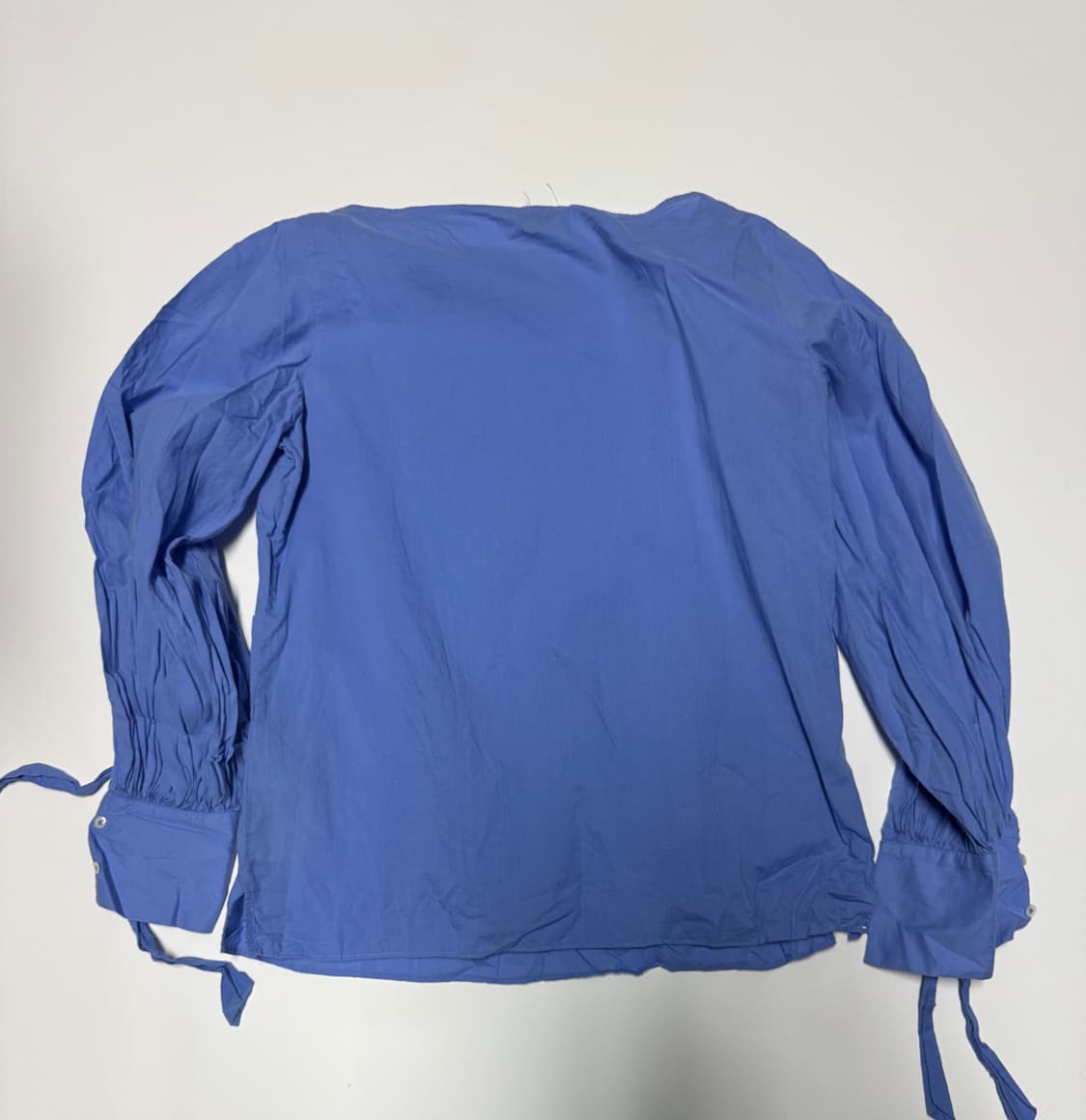 여성 마시모두띠 파스텔 블루 슬리브 블라우스 상품이미지2