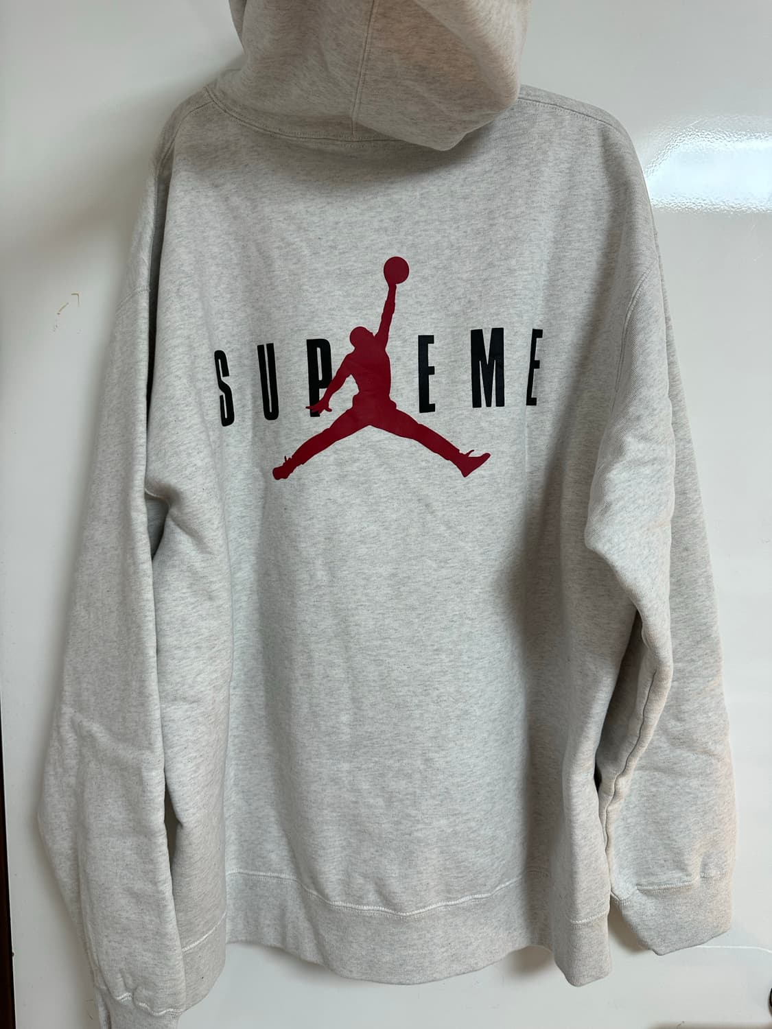 슈프림 x 조던 후드 스웨트셔츠 애쉬 그레이 - 24FW 상품이미지4