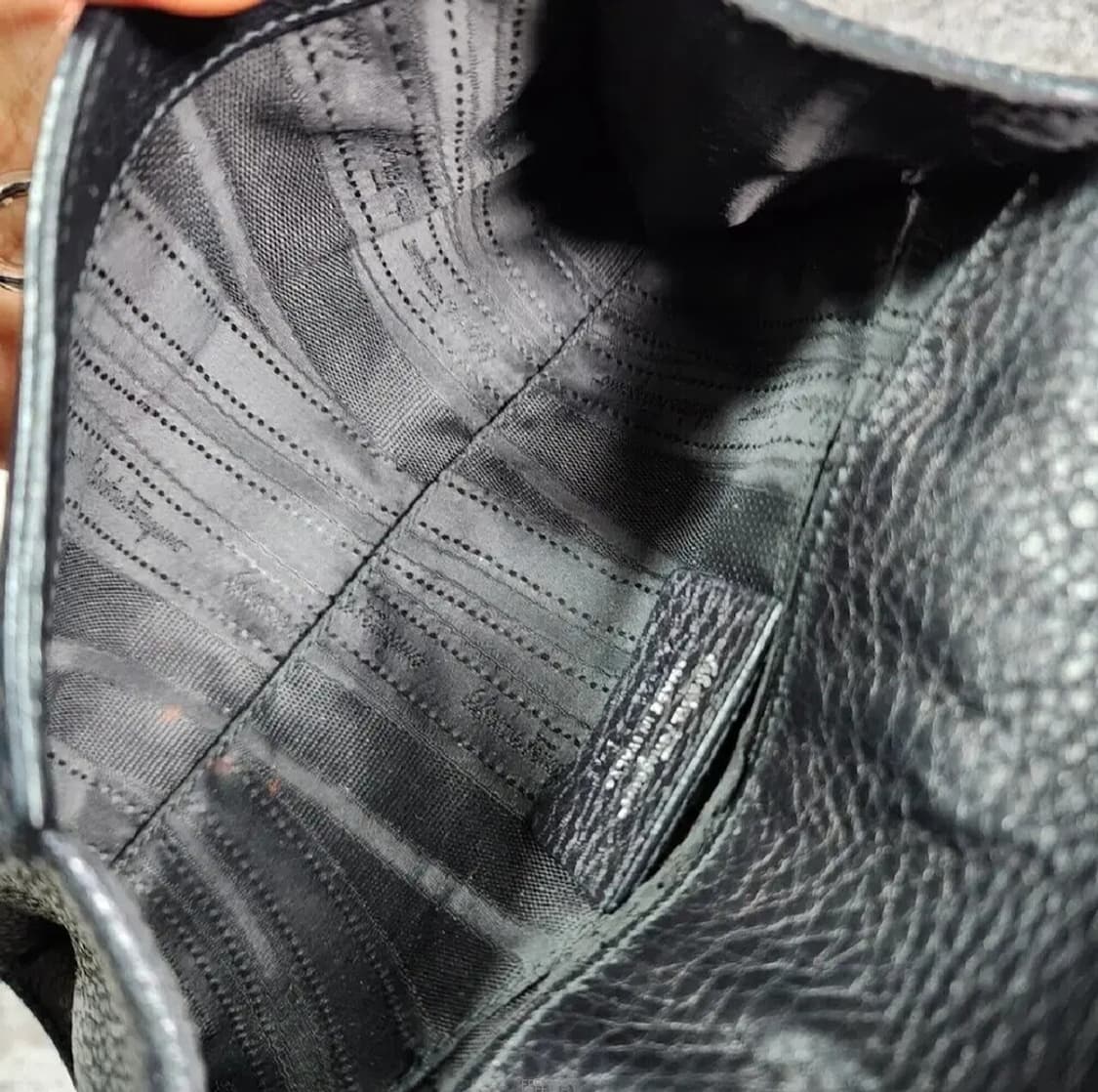 페라가모 체인 미니 크로스백 상품이미지7