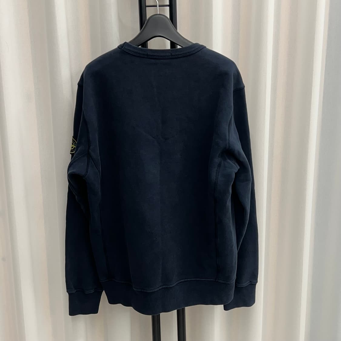 스톤아일랜드 맨투맨 네이비 (M) 상품이미지2