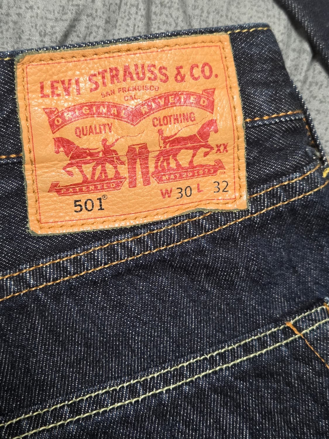 리바이스 501 진청 데님 팝니다 상품이미지1