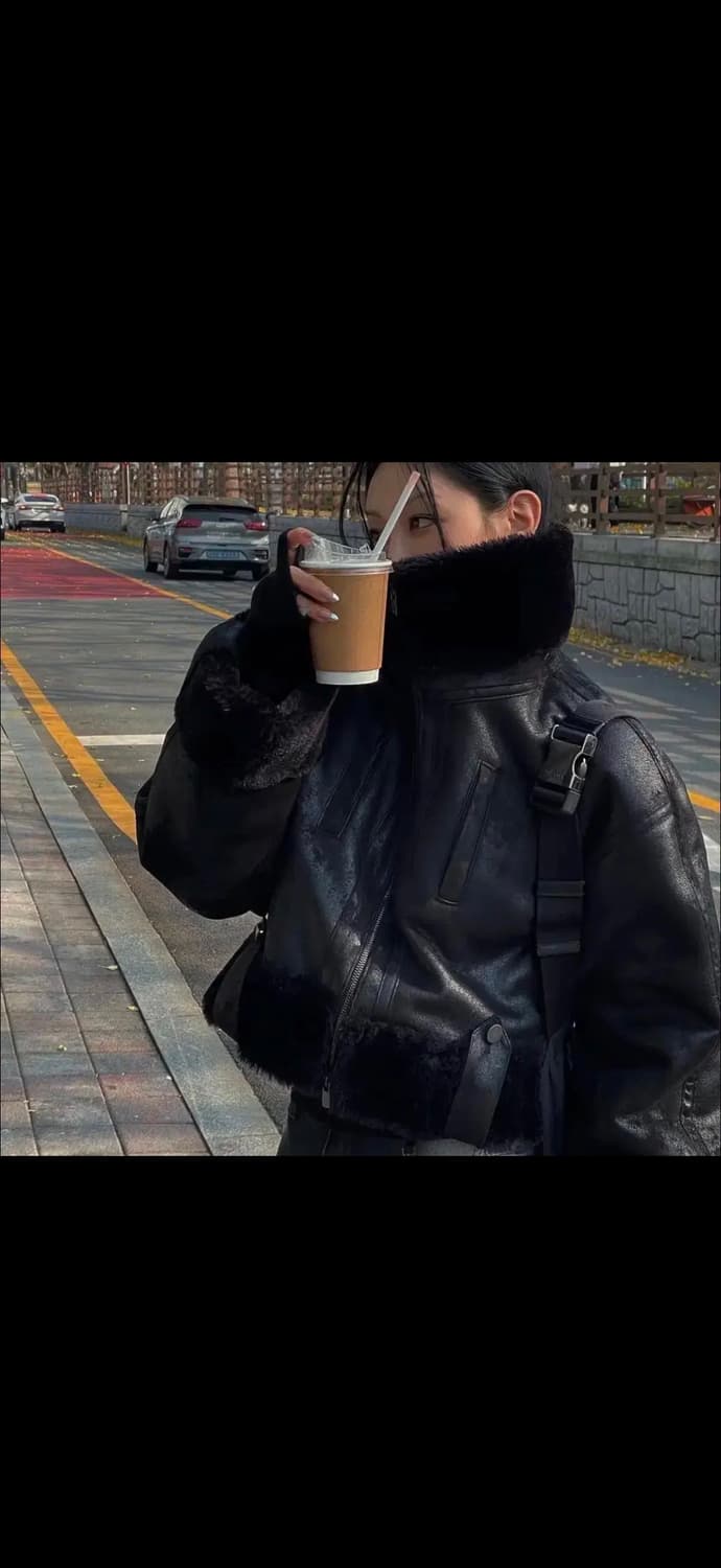 트리밍버드 Crack Bold Crop Mustang [ Black ] 상품이미지1