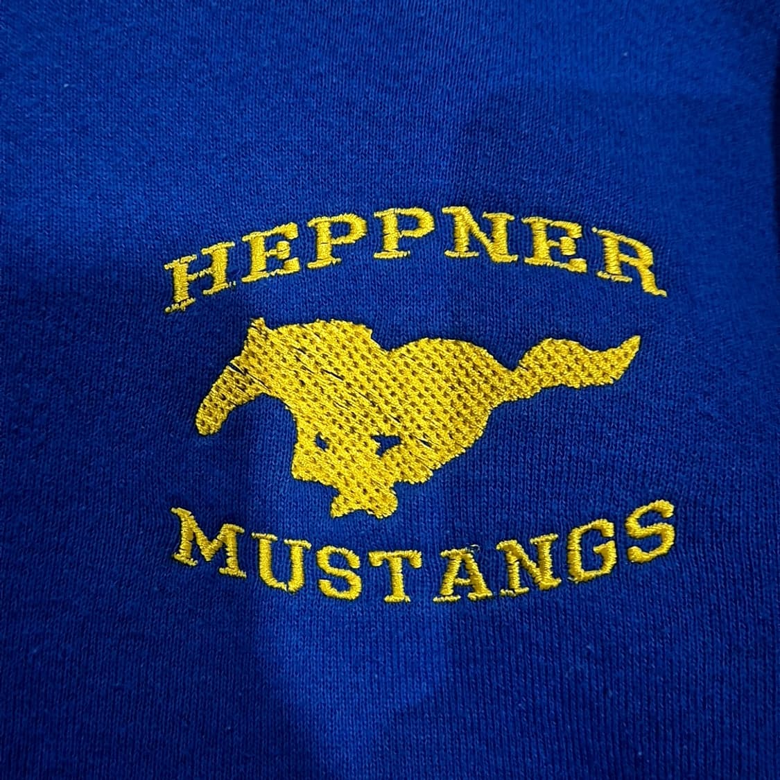 프룻오브더룸 머스탱 맨투맨 상품이미지3