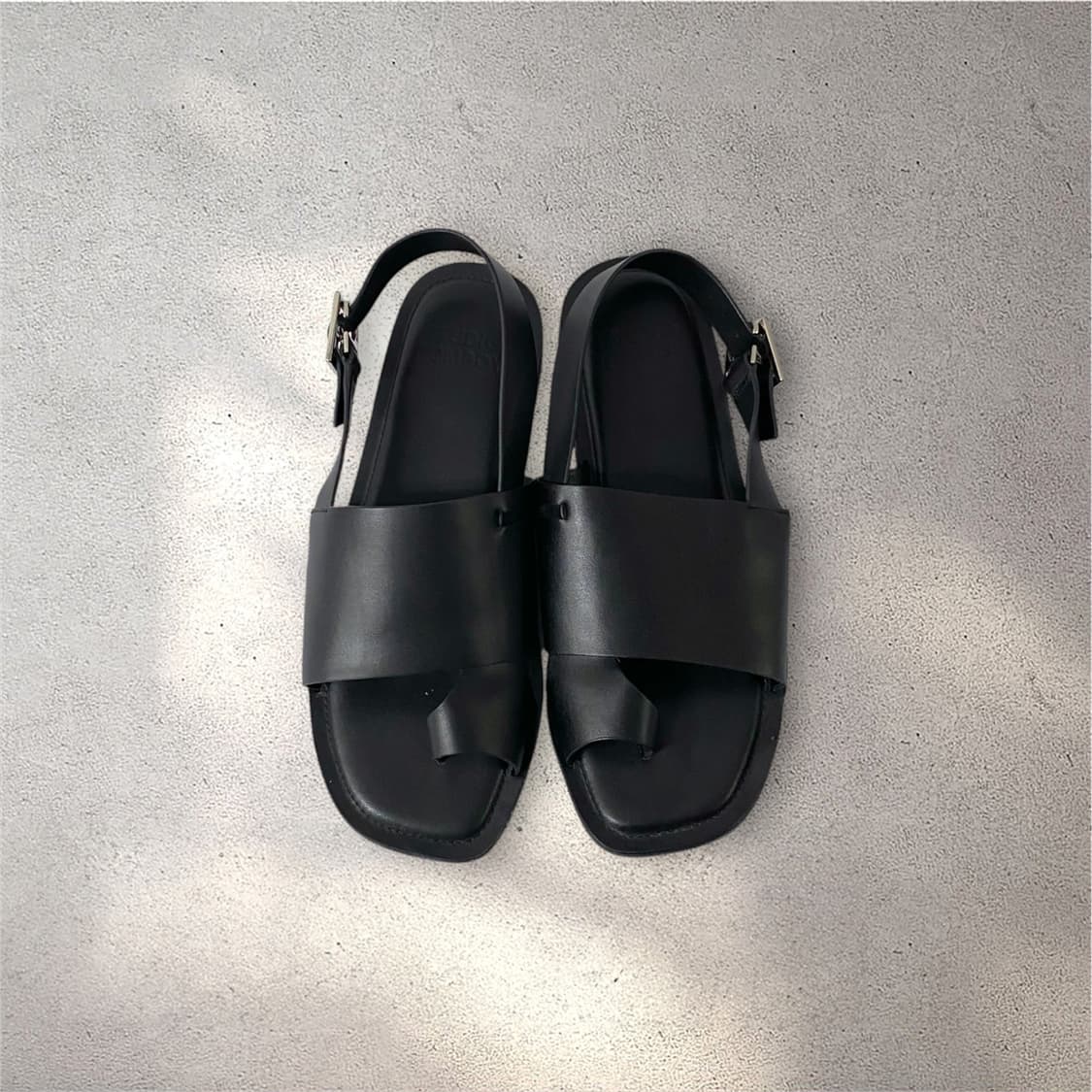 [245] 스튜디오 톰보이 블랙 토링 샌들 (No.560) 상품이미지2