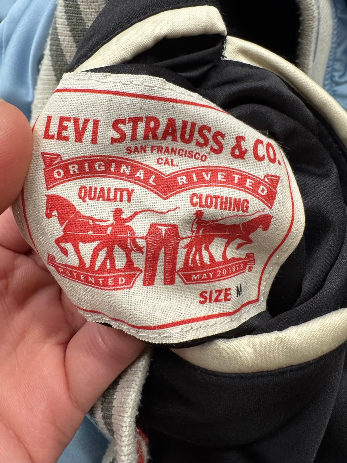 리바이스 리버시블 새틴 스카쟌 팜트리 자수 포인트 아이보리 상품이미지9