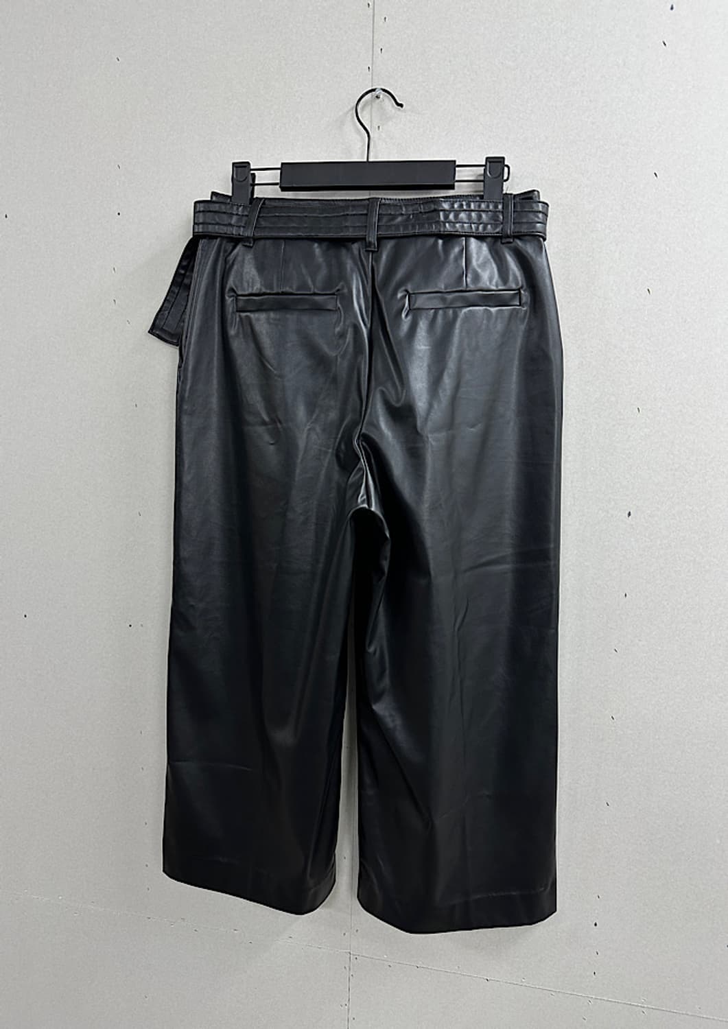 비건레더 7부 팬츠 27인치  상품이미지3