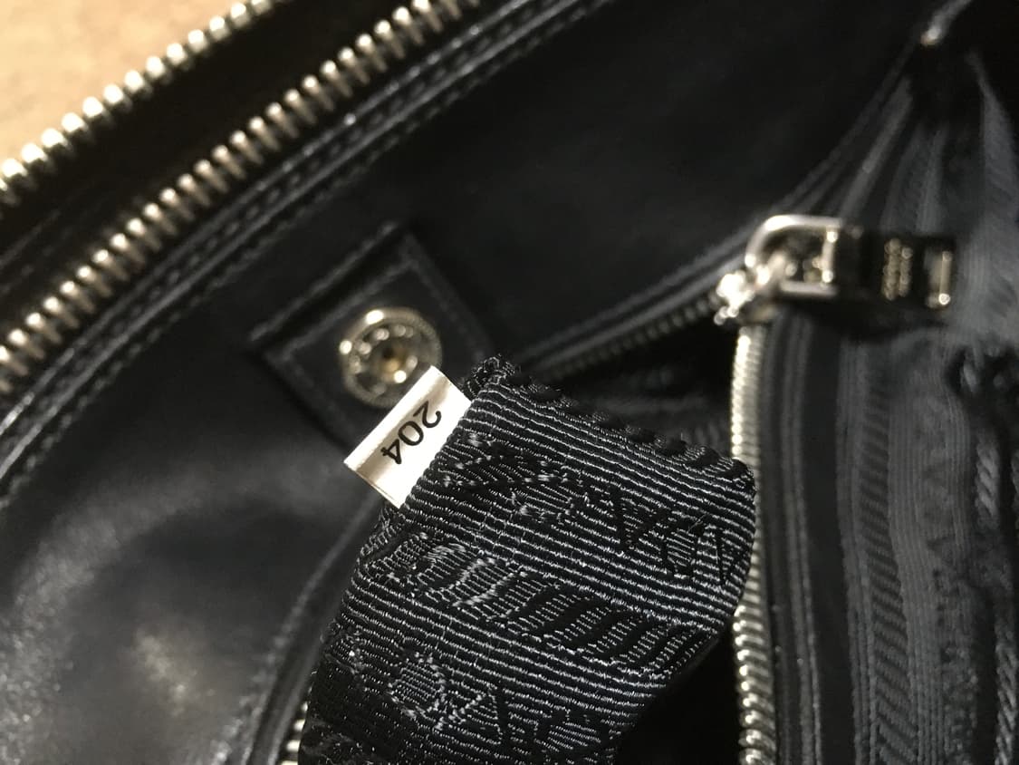 프라다 소프트 카프스킨 토트백 상품이미지7