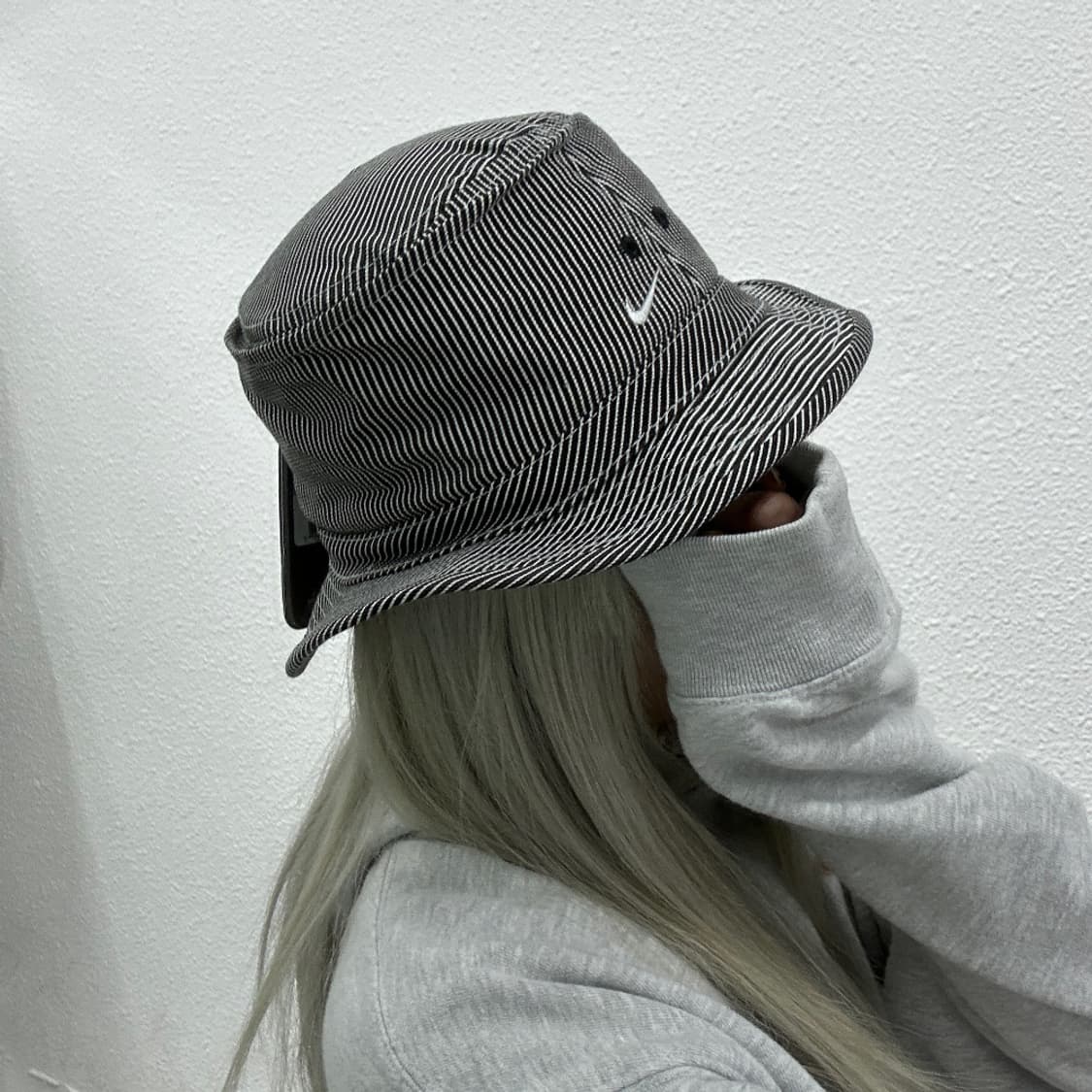 나이키 스트라이프 블랙 버킷햇 상품이미지3