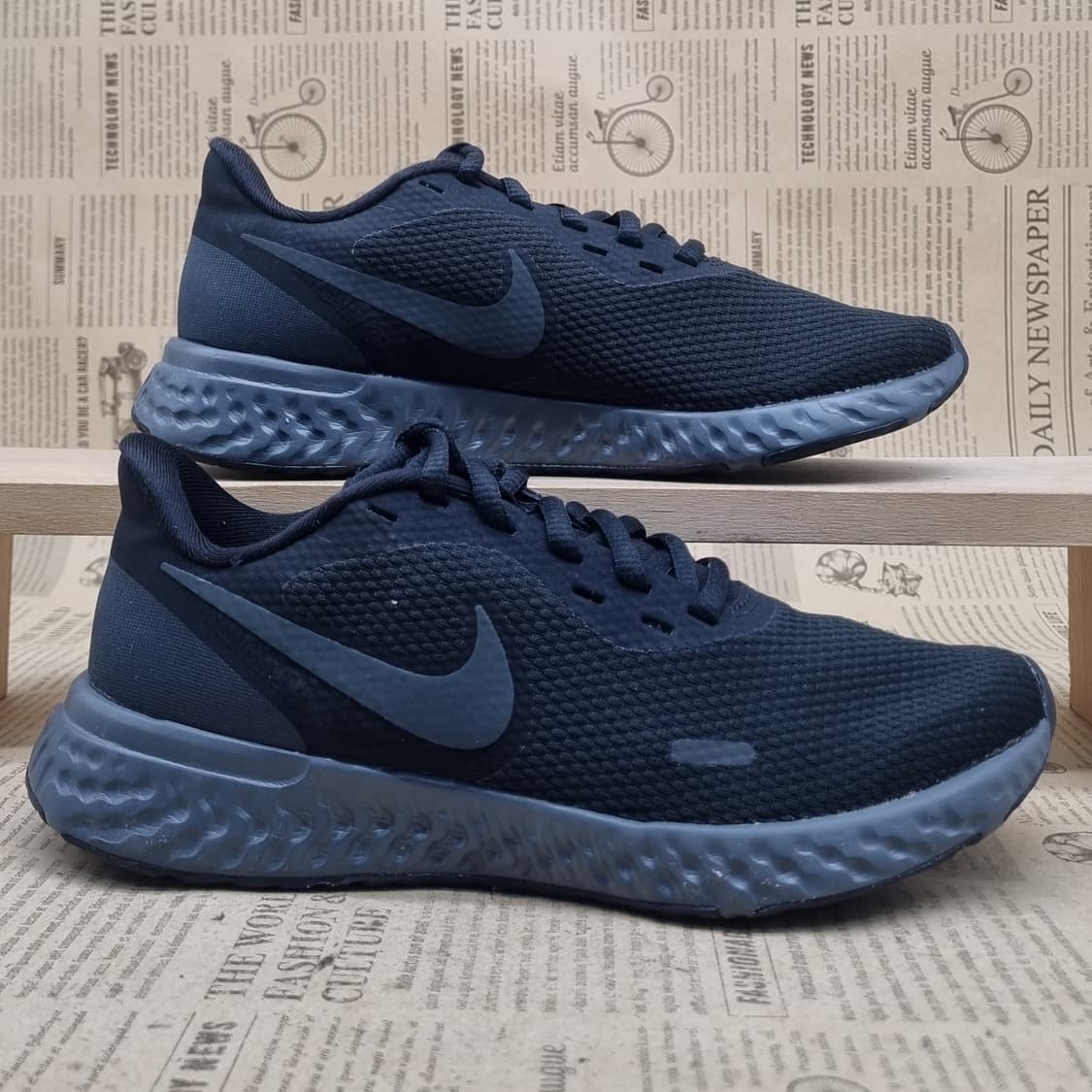 나이키 레볼루션5 여성런닝화230 상품이미지1