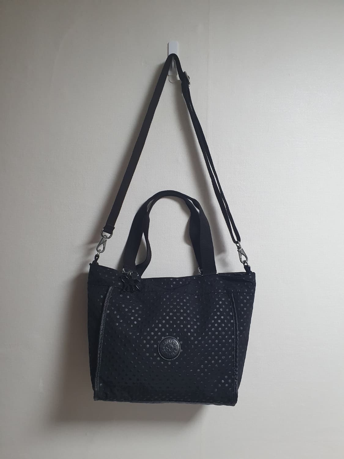 키플링 도트 토트백 2WAY 숄더백 블랙 상품이미지1