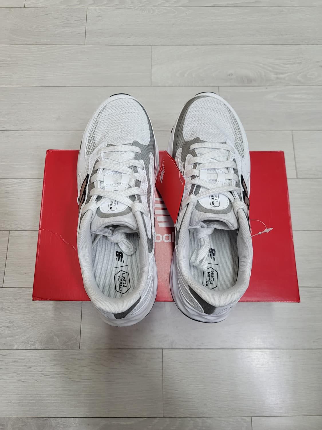 (265)뉴발란스 프레쉬 폼 아리시 럭스 v4 화이트-2E 와이드[대전] 상품이미지7