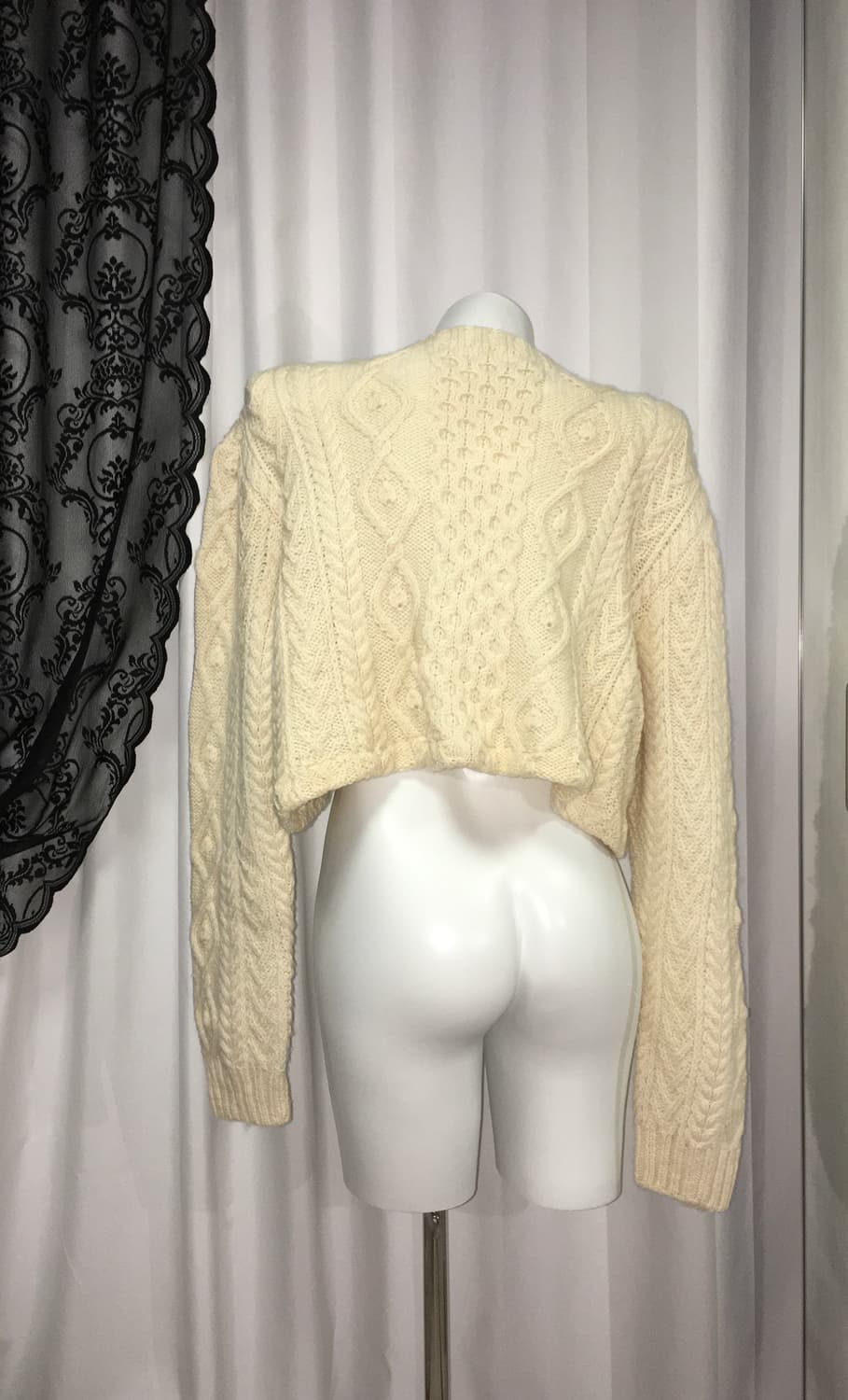 Vintage 나나 하치 커스텀 크롭 꽈배기 자수 니트 아이보리 상품이미지7