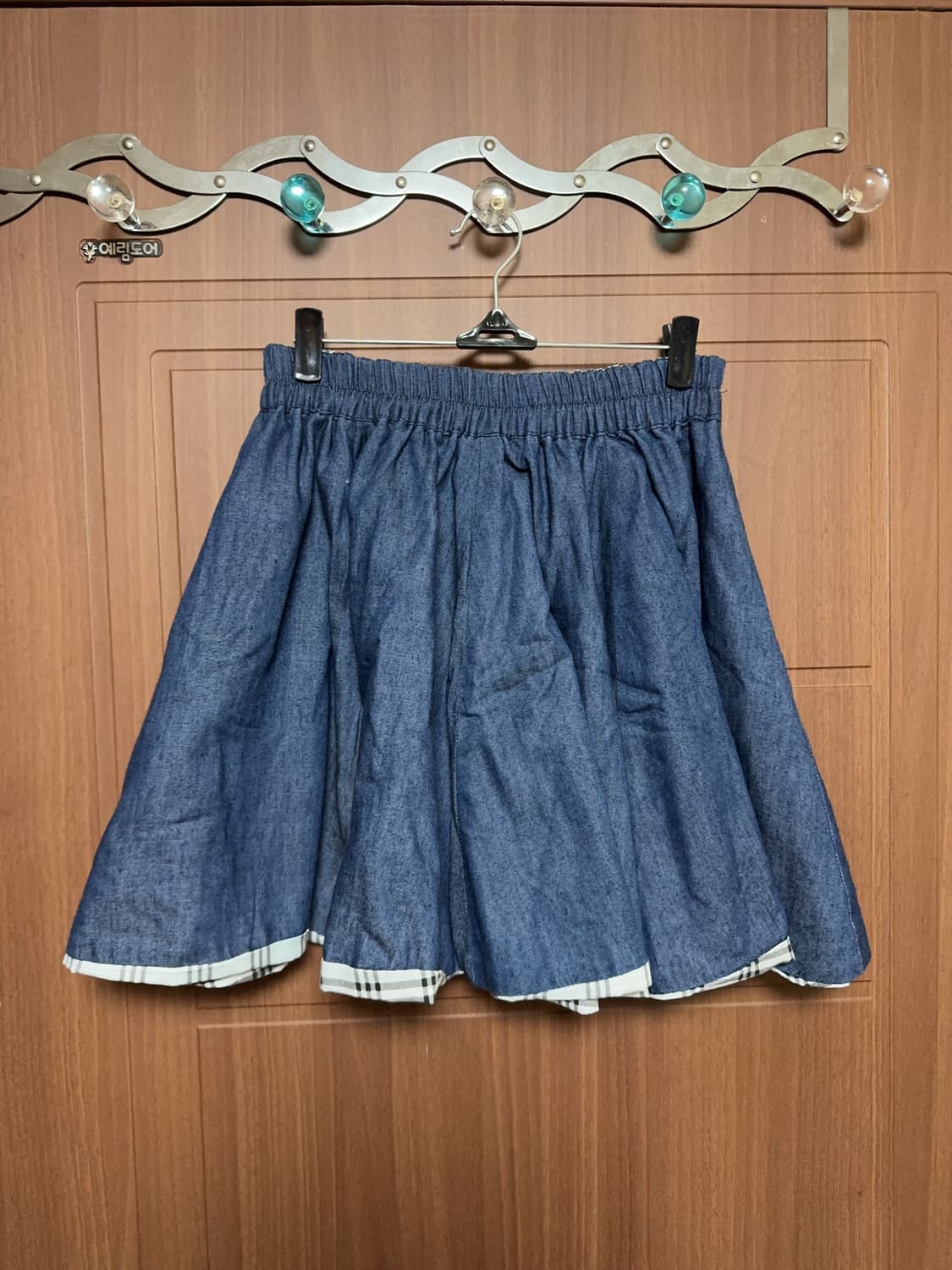 모리걸 하구미 일본 빈티지 화이트 체크 플레어 리버시블 데님 스커트 상품이미지3