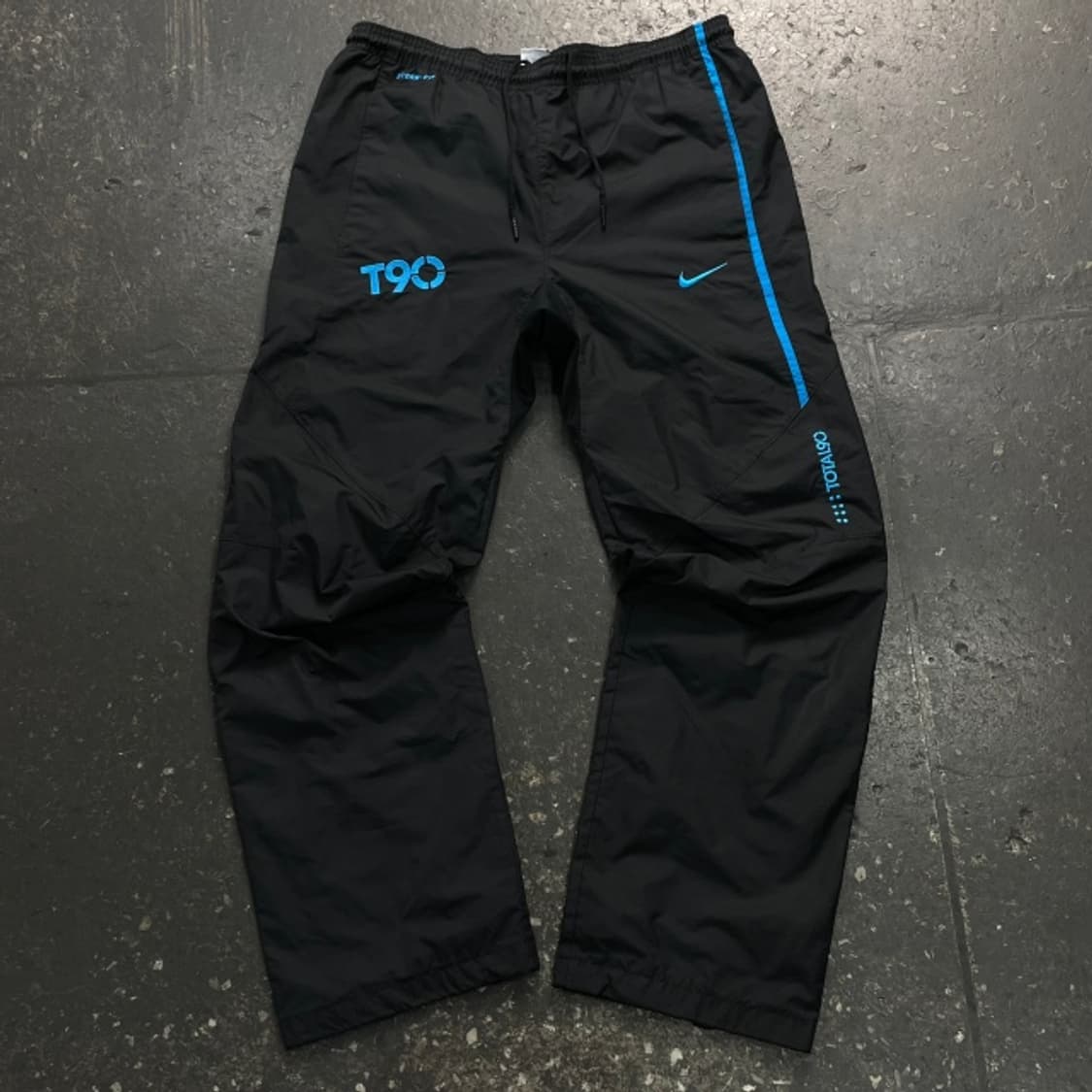 100 나이키 스톰핏 토탈90 팬츠  상품이미지1