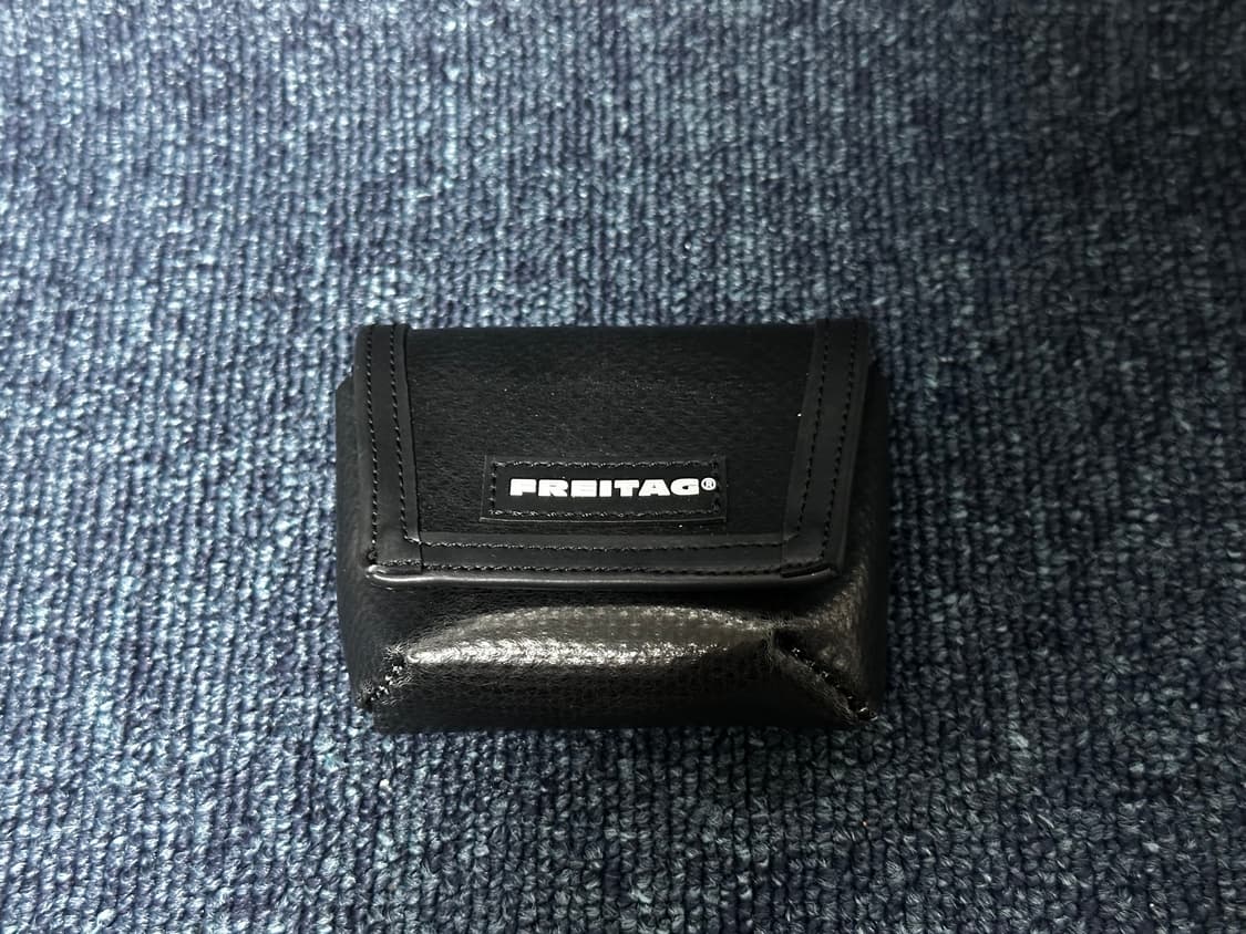 새제품 Freitag 프라이탁 희귀 올검 미니 메신저 키링(에어팟) 상품이미지1