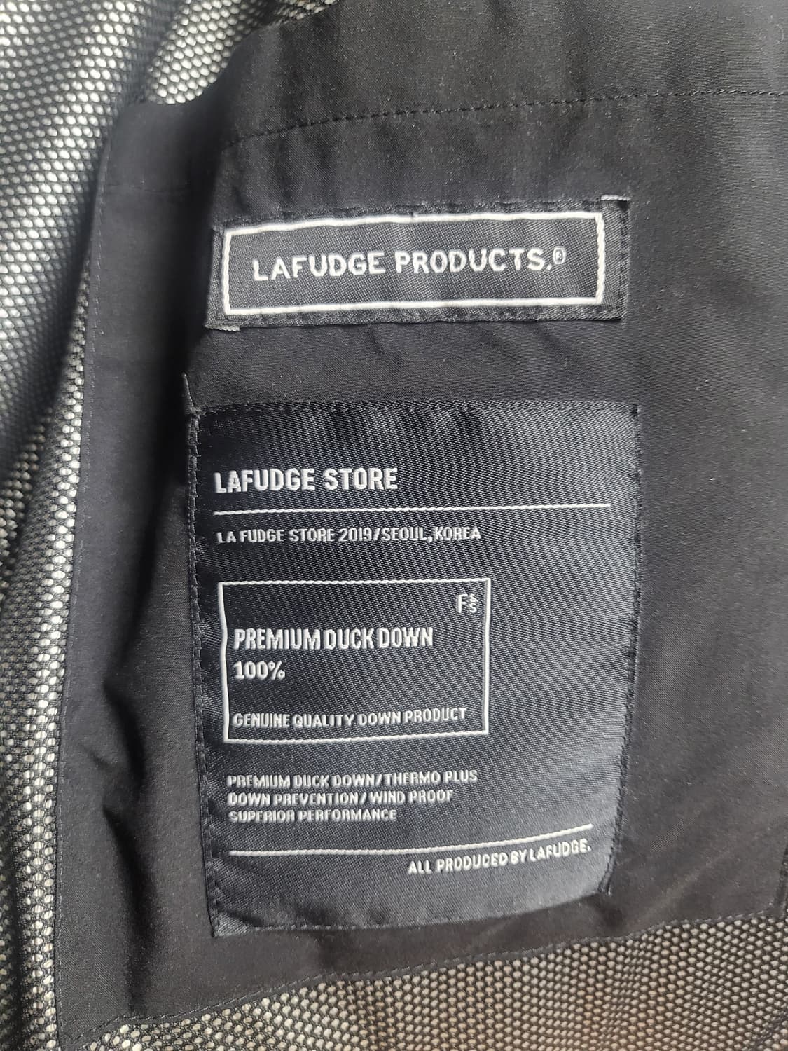 라퍼지스토어 L 숏패딩 판매합니다.  상품이미지4