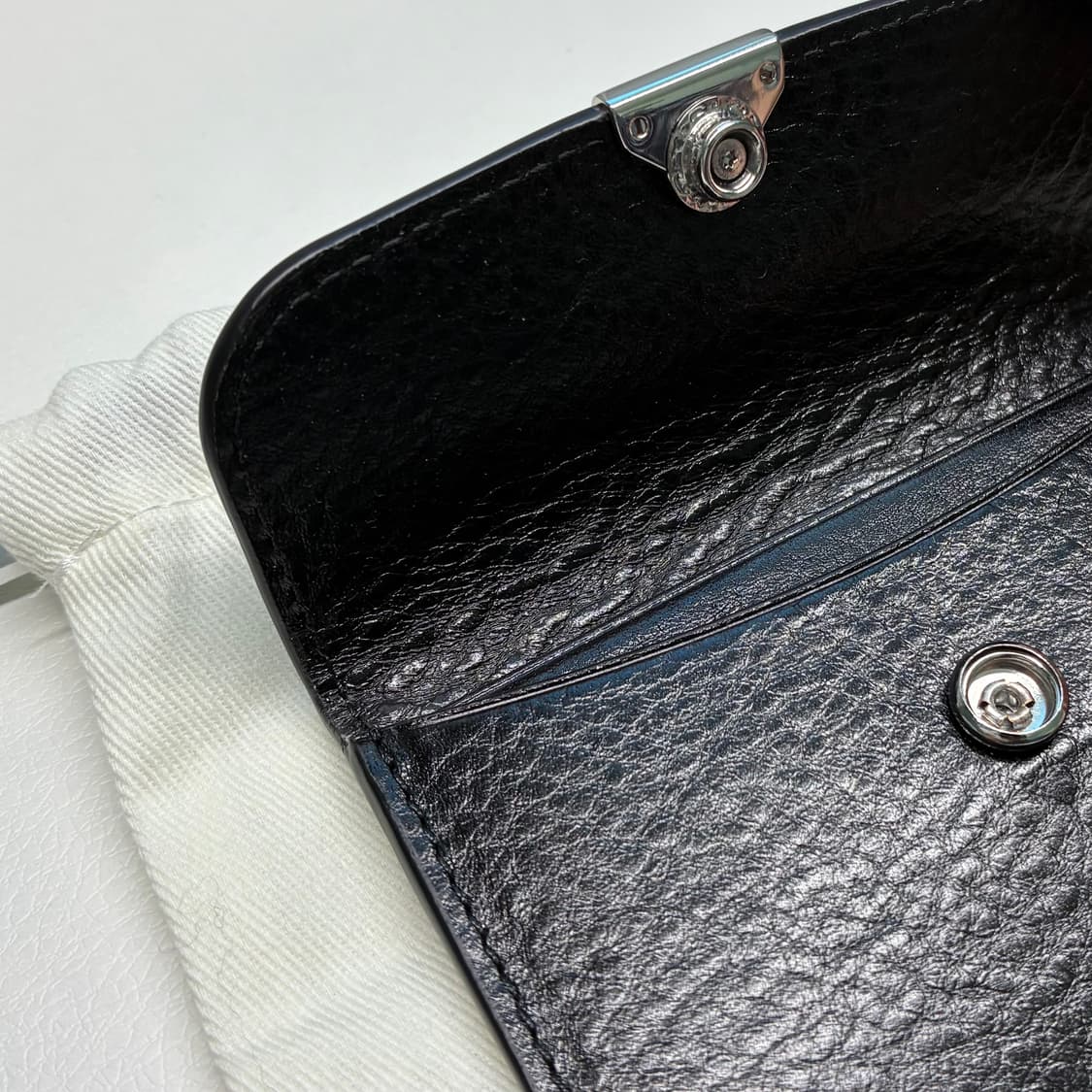 르메르 소프트 탭 카드지갑 상품이미지2