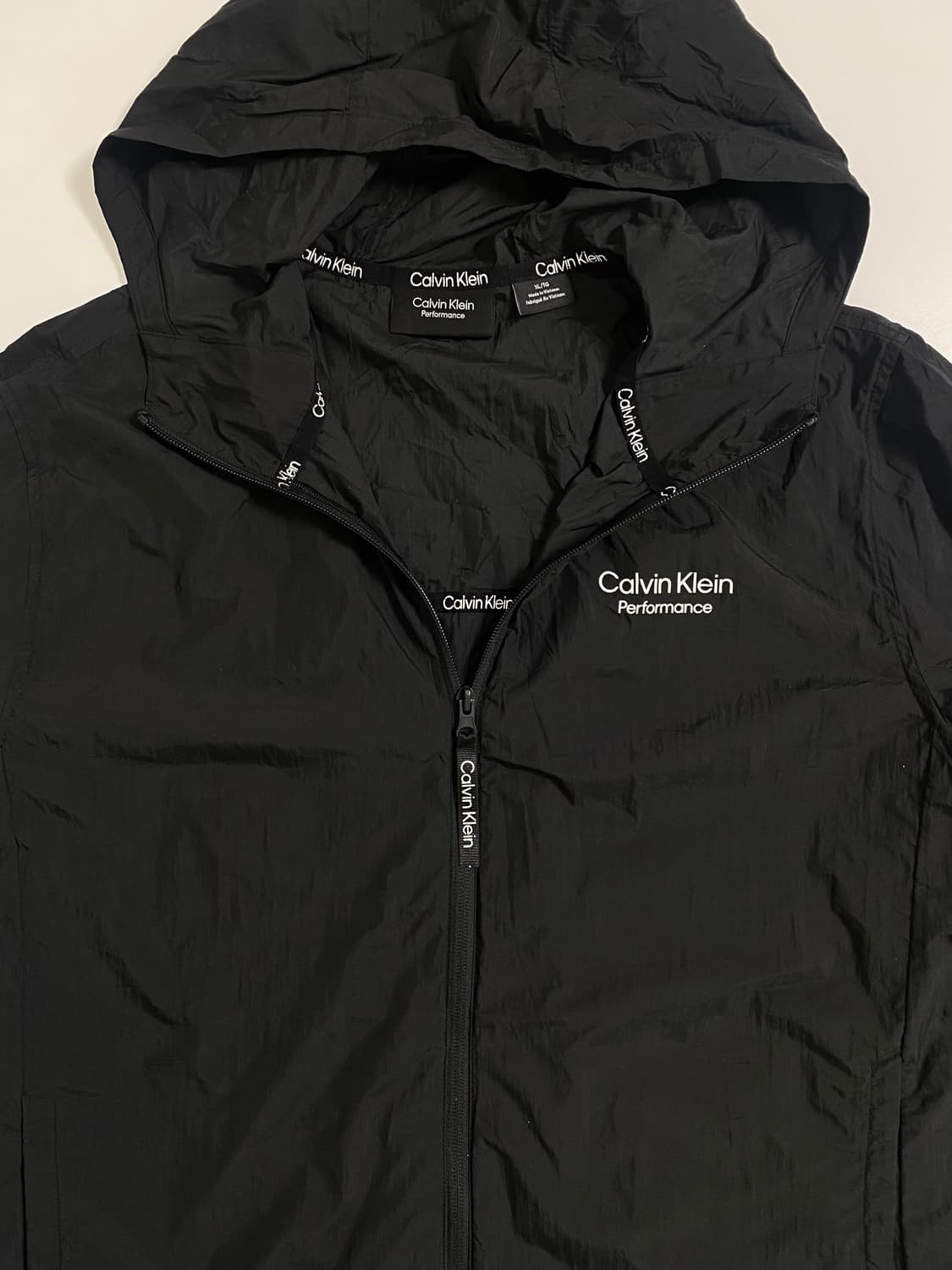 캘빈클라인 경량 바람막이 상품이미지3