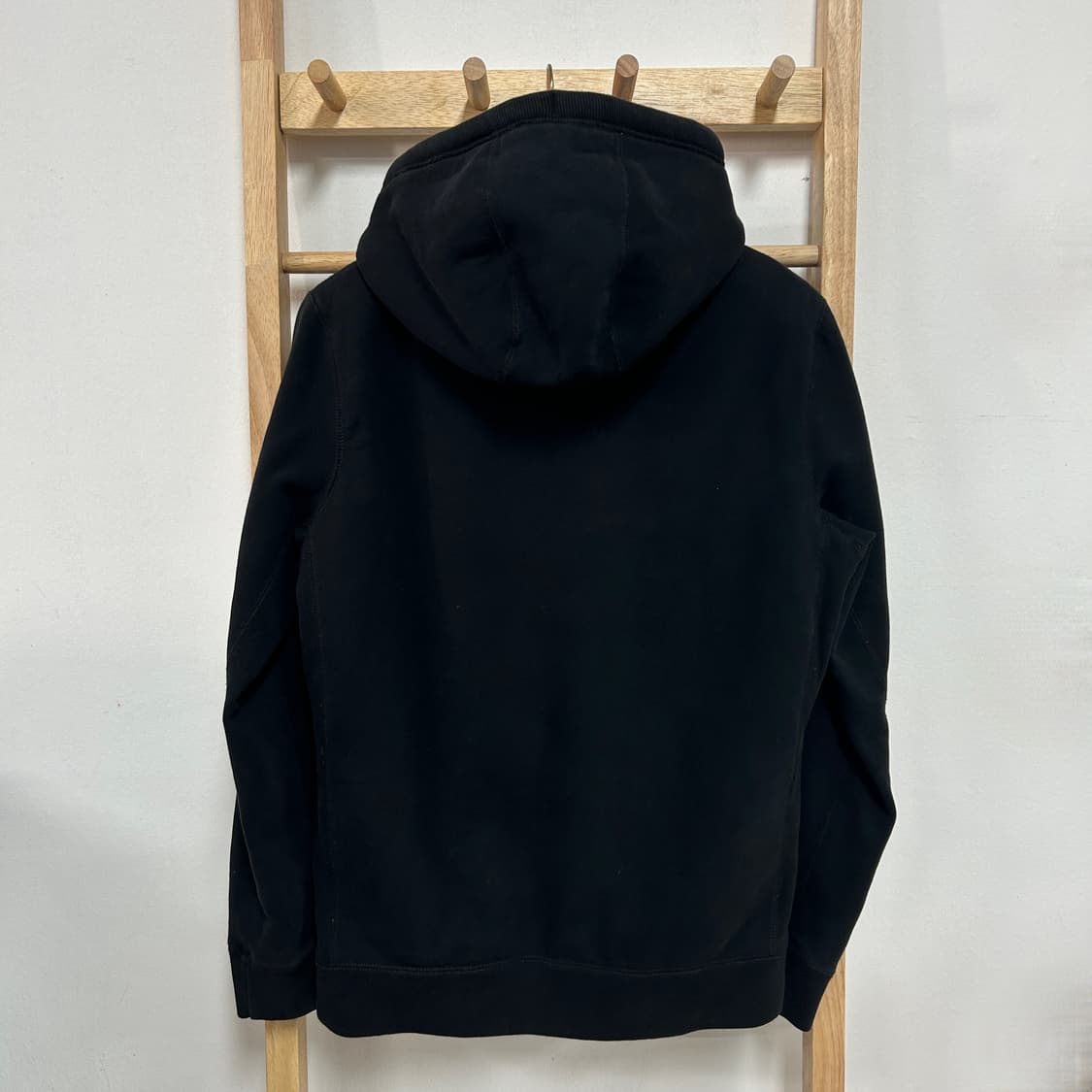 아베크롬비 y2k 아치로고 양털 안감 후드집업 블랙 상품이미지4