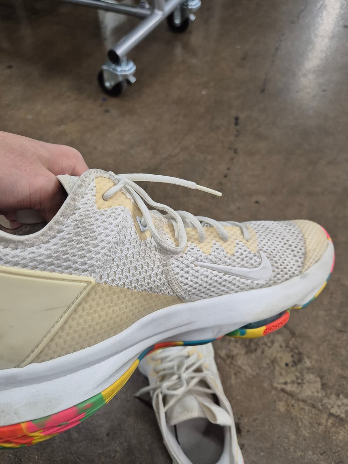 나이키 르브론 위트니스 4 275mm 상품이미지5